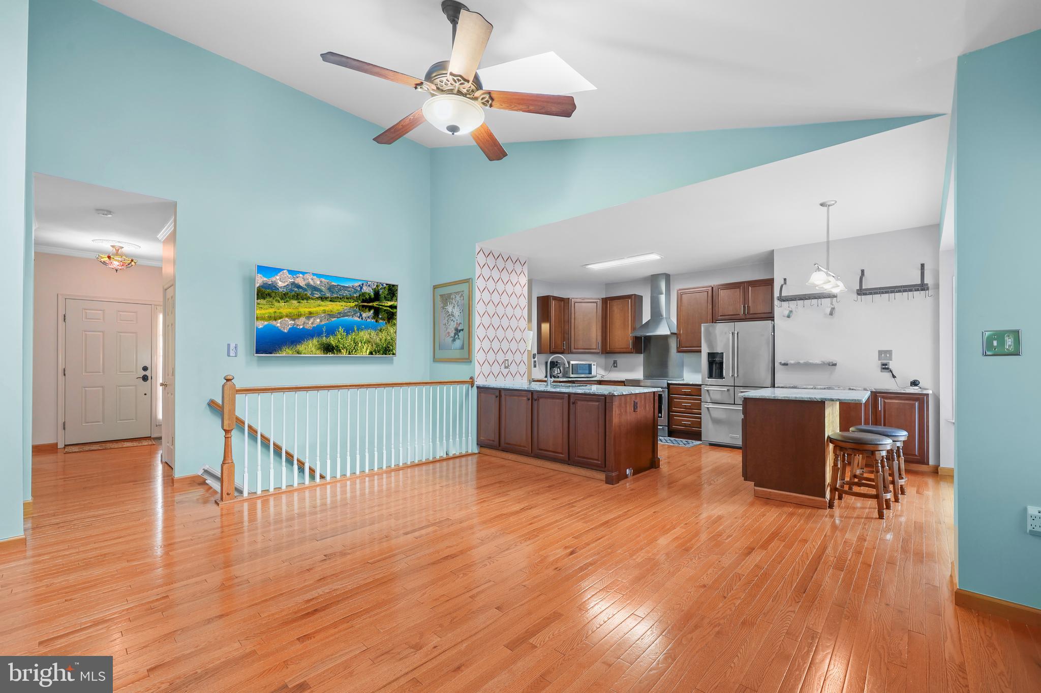 LAUREL RIDGE - Residential