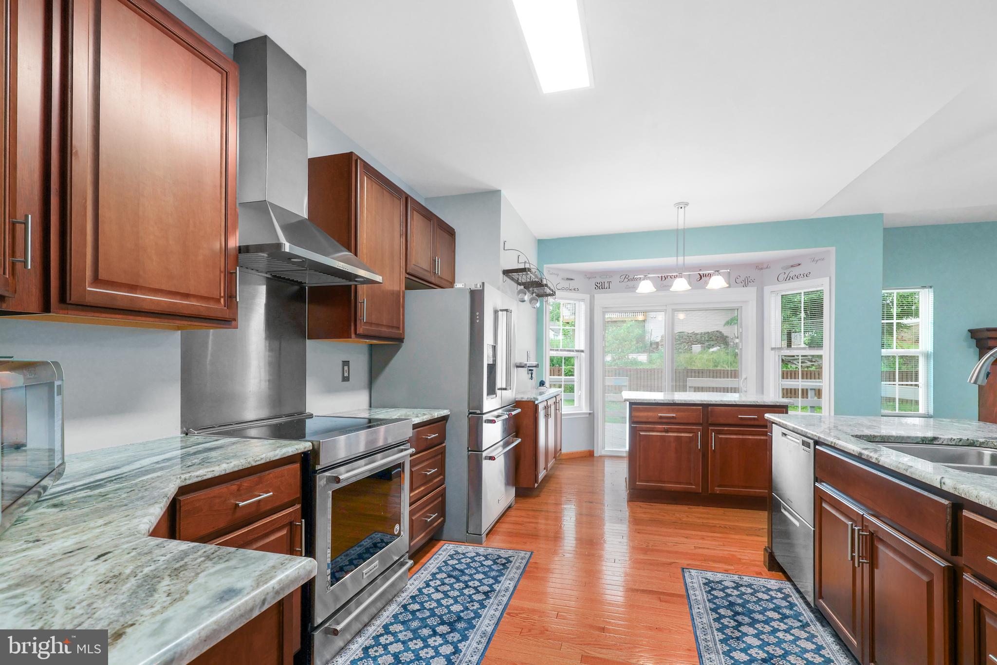 LAUREL RIDGE - Residential