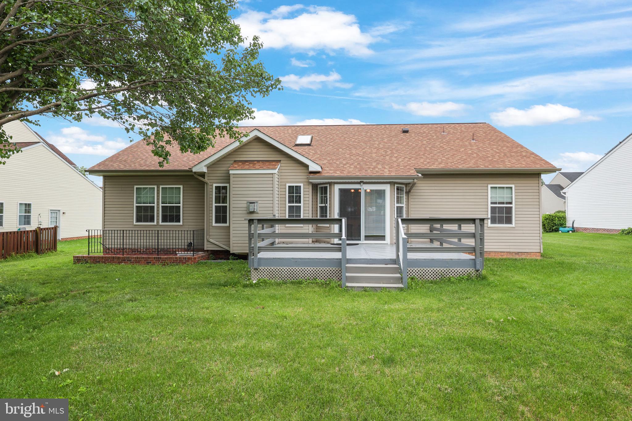 LAUREL RIDGE - Residential