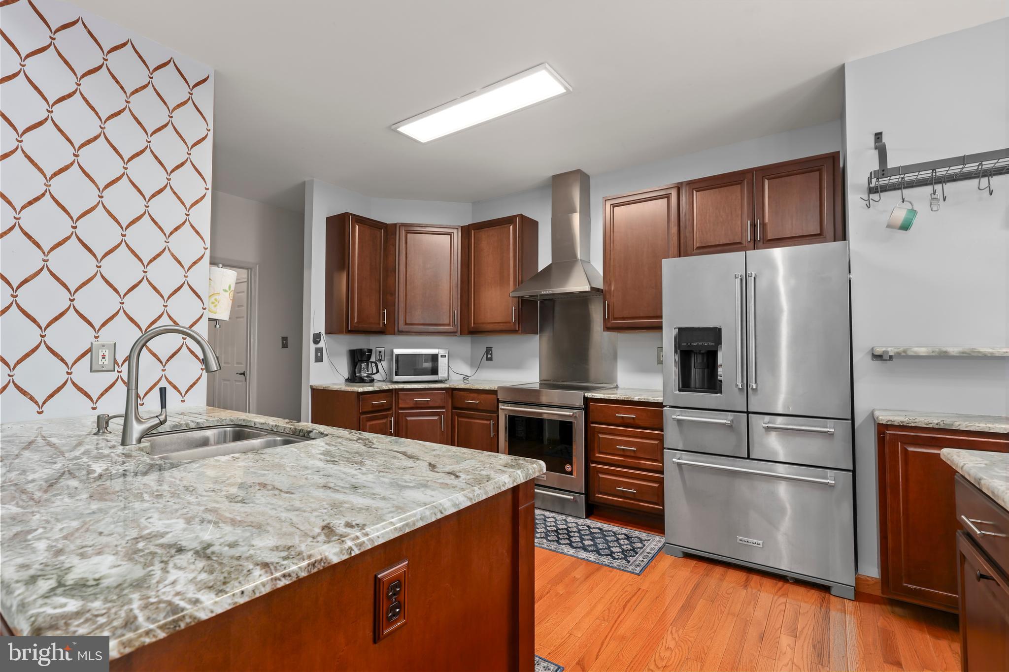 LAUREL RIDGE - Residential