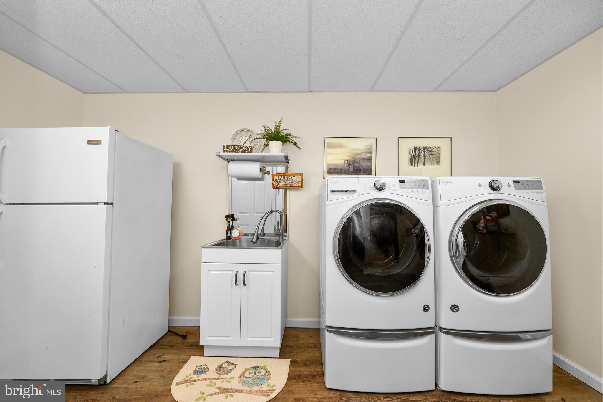 LAUREL RIDGE - Residential