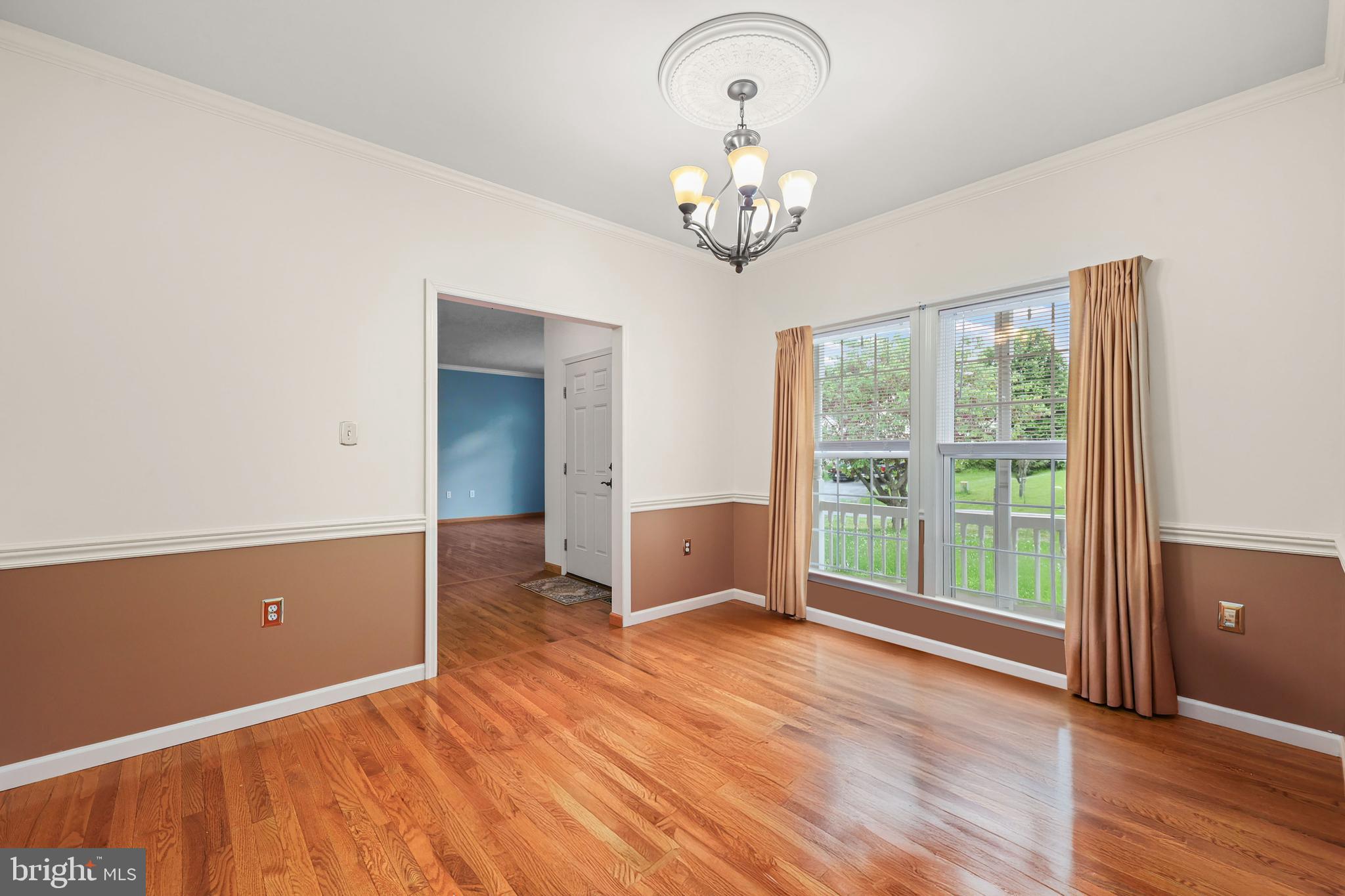 LAUREL RIDGE - Residential