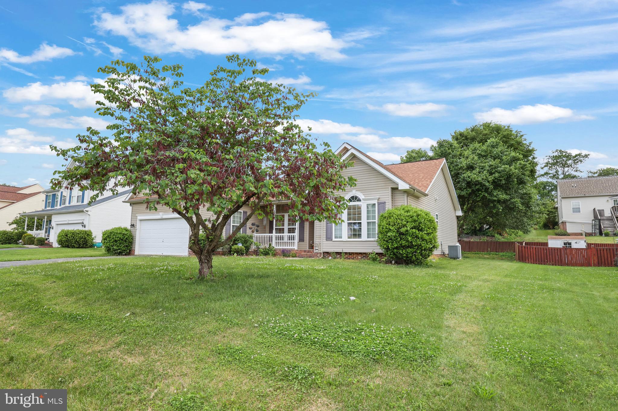 LAUREL RIDGE - Residential