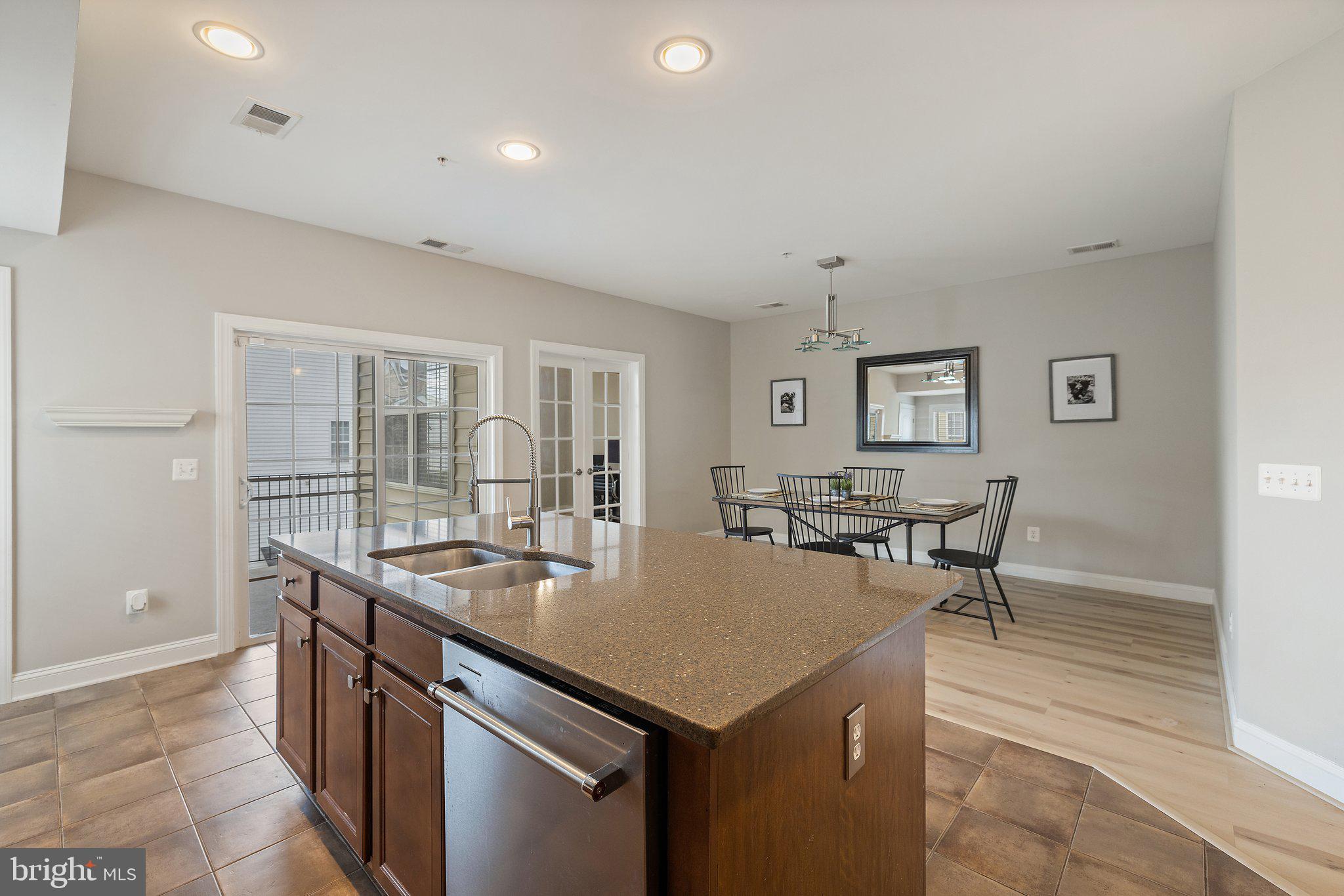 POTOMAC CLUB - Residential