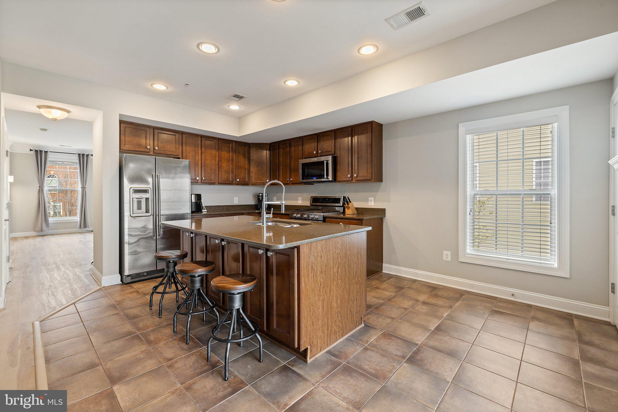 POTOMAC CLUB - Residential