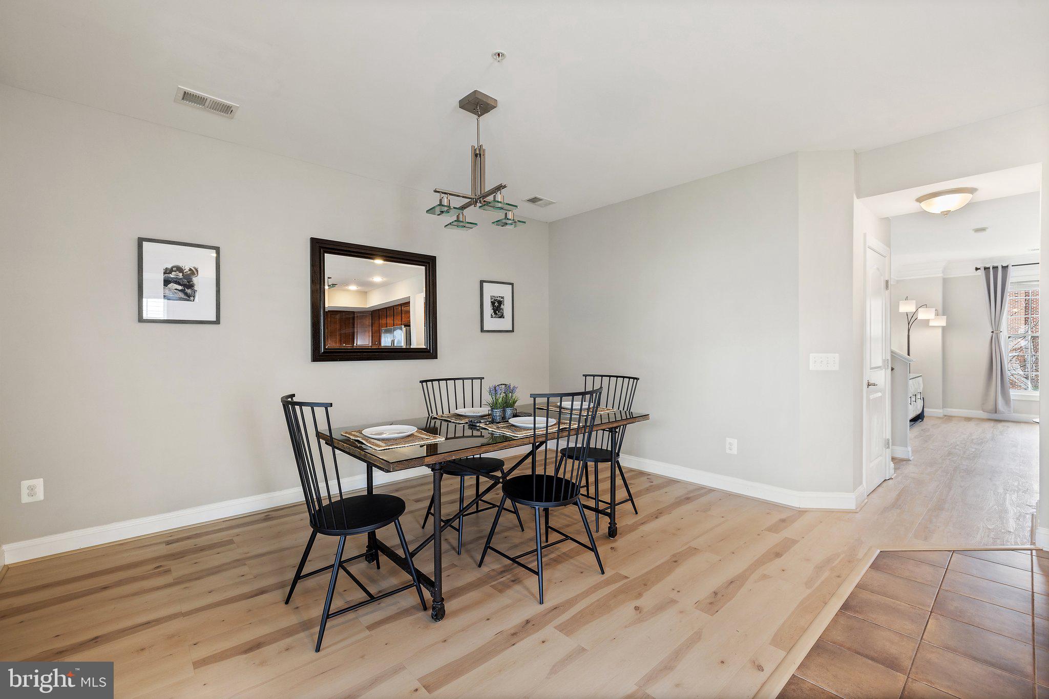 POTOMAC CLUB - Residential