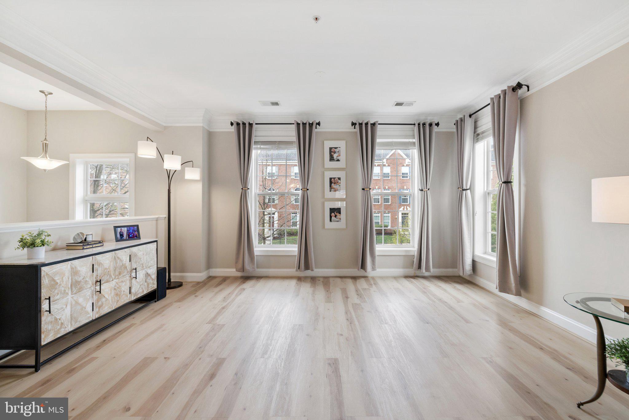 POTOMAC CLUB - Residential