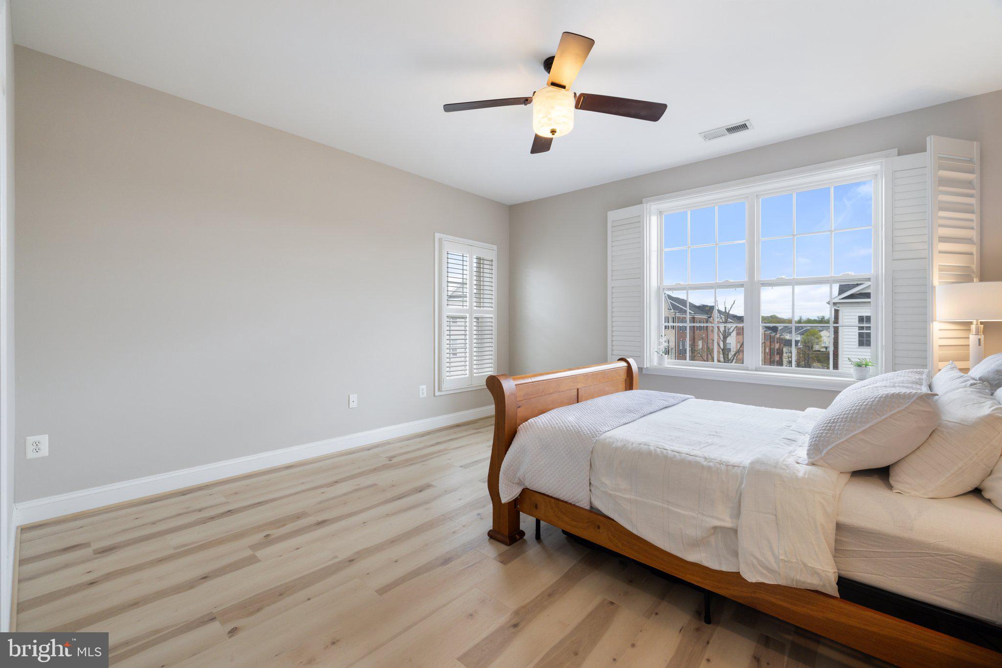 POTOMAC CLUB - Residential