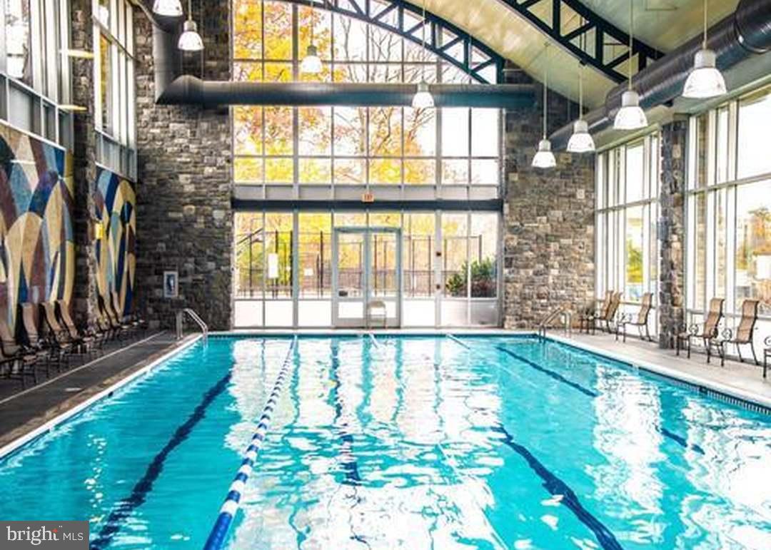 POTOMAC CLUB - Residential