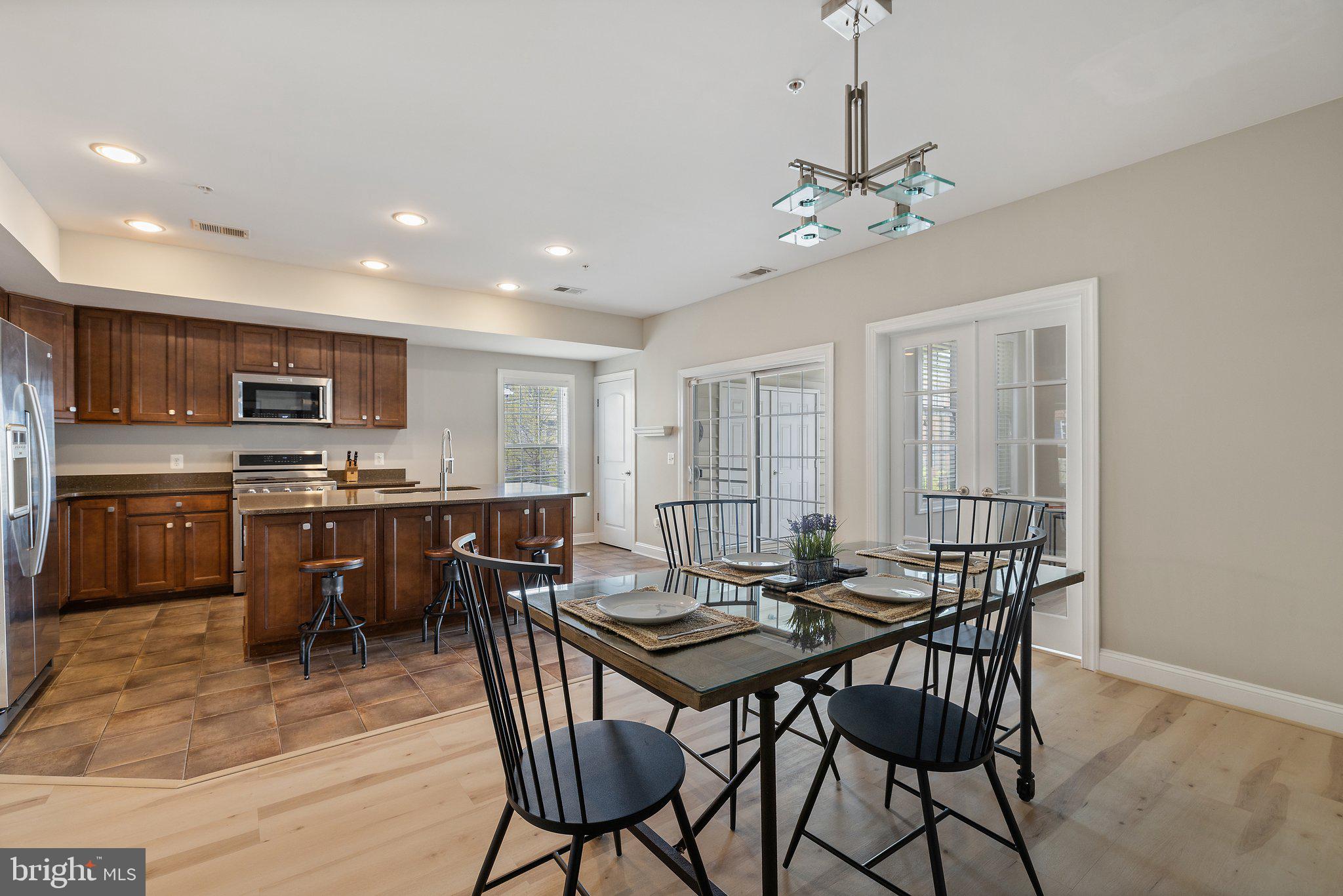 POTOMAC CLUB - Residential