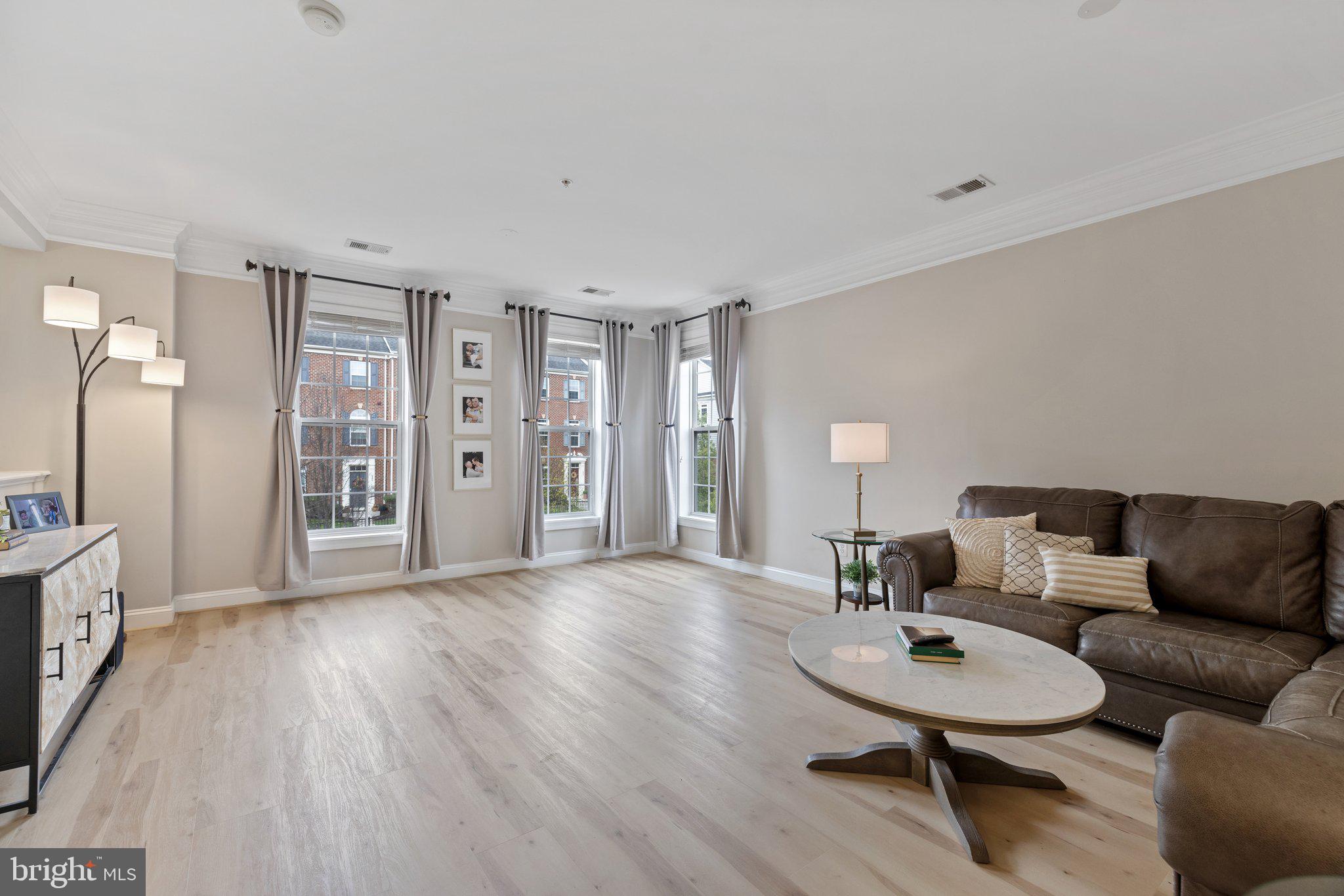 POTOMAC CLUB - Residential