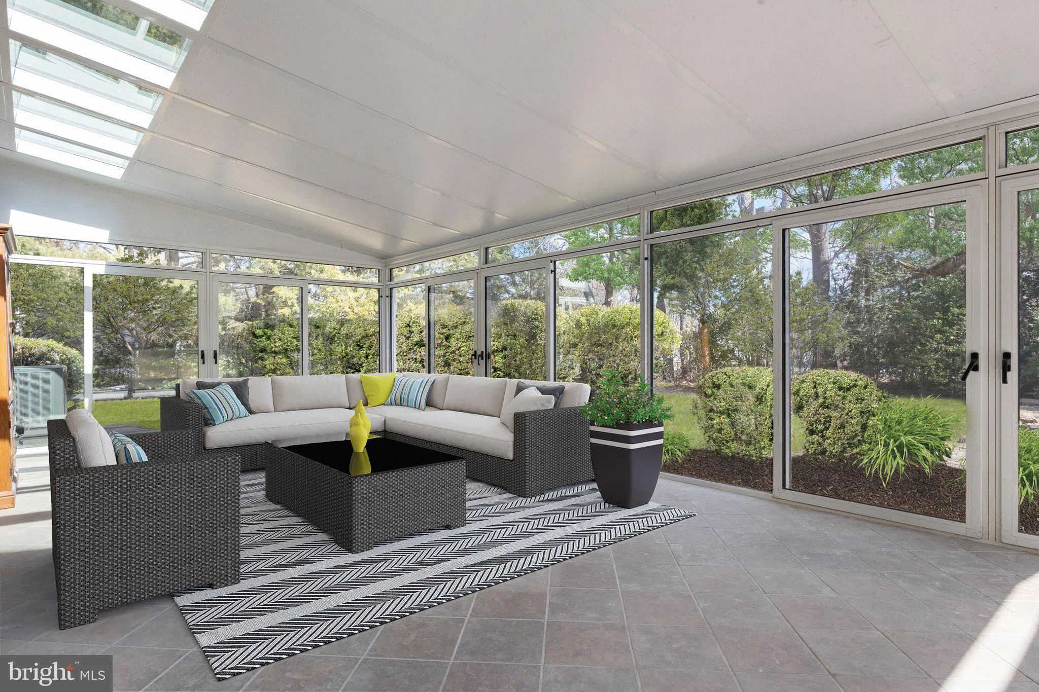 Yardley, Pennsylvania 19067, United States, 5 Bedrooms Bedrooms, ,3 BathroomsBathrooms,Residential,Contingent,86677