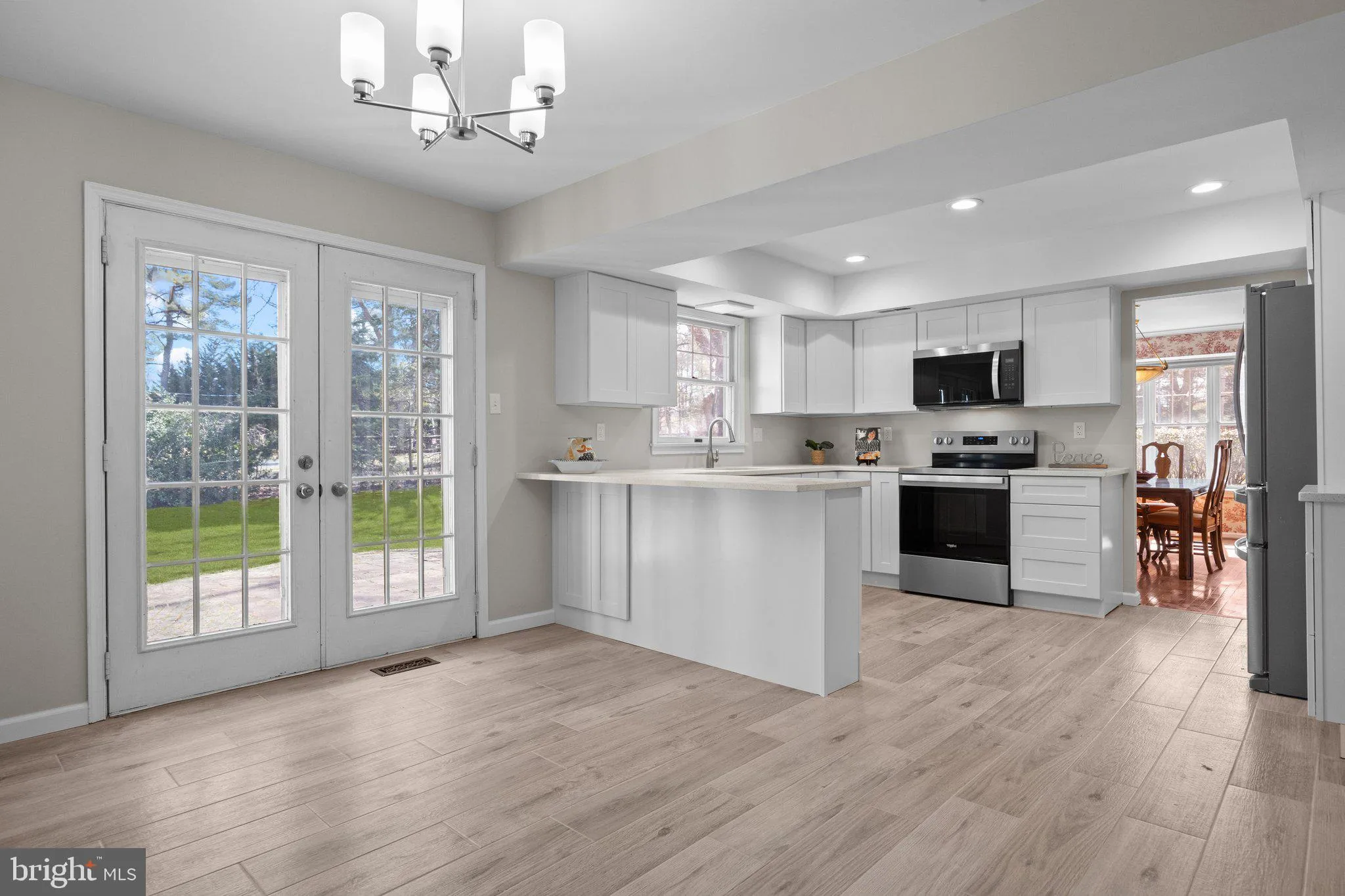 Yardley, Pennsylvania 19067, United States, 5 Bedrooms Bedrooms, ,3 BathroomsBathrooms,Residential,Contingent,86677