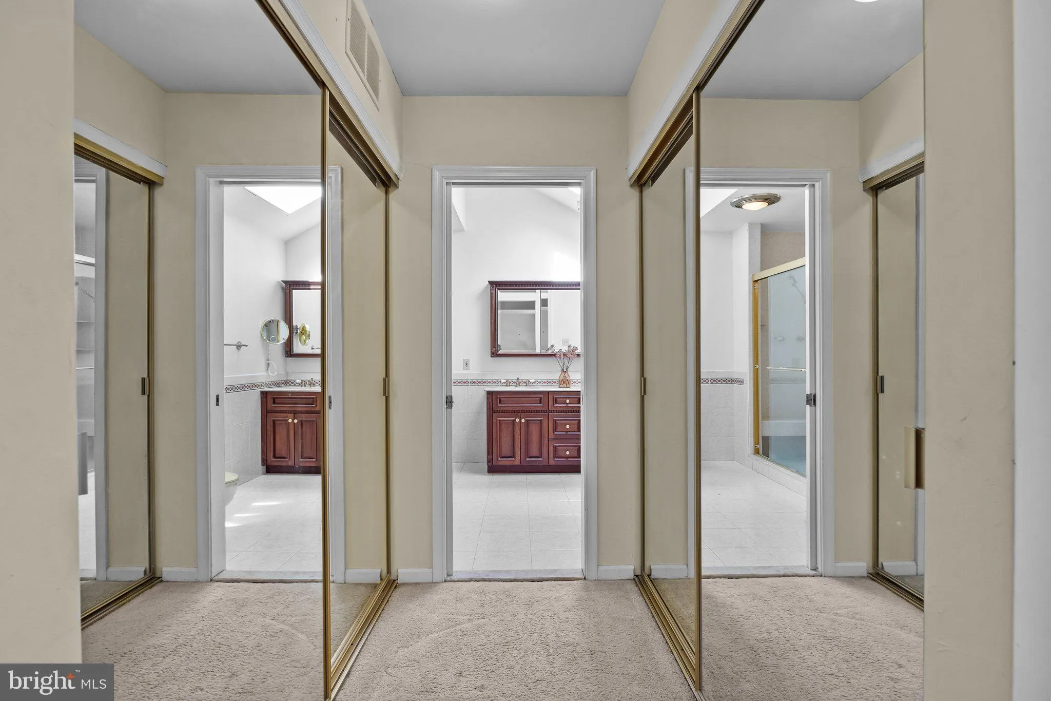 Yardley, Pennsylvania 19067, United States, 5 Bedrooms Bedrooms, ,3 BathroomsBathrooms,Residential,Contingent,86677