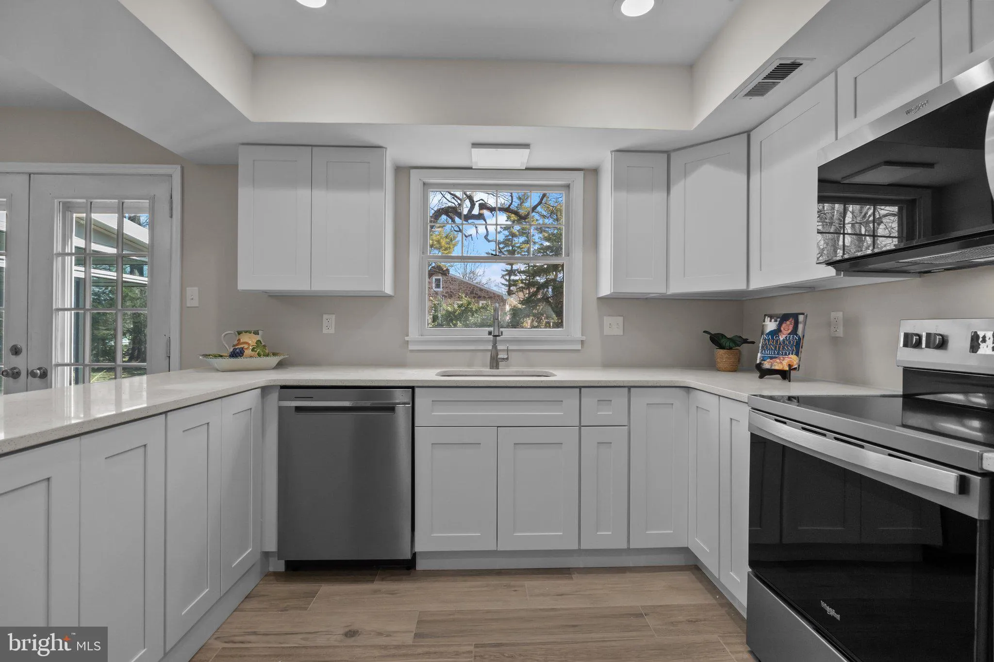 Yardley, Pennsylvania 19067, United States, 5 Bedrooms Bedrooms, ,3 BathroomsBathrooms,Residential,Contingent,86677