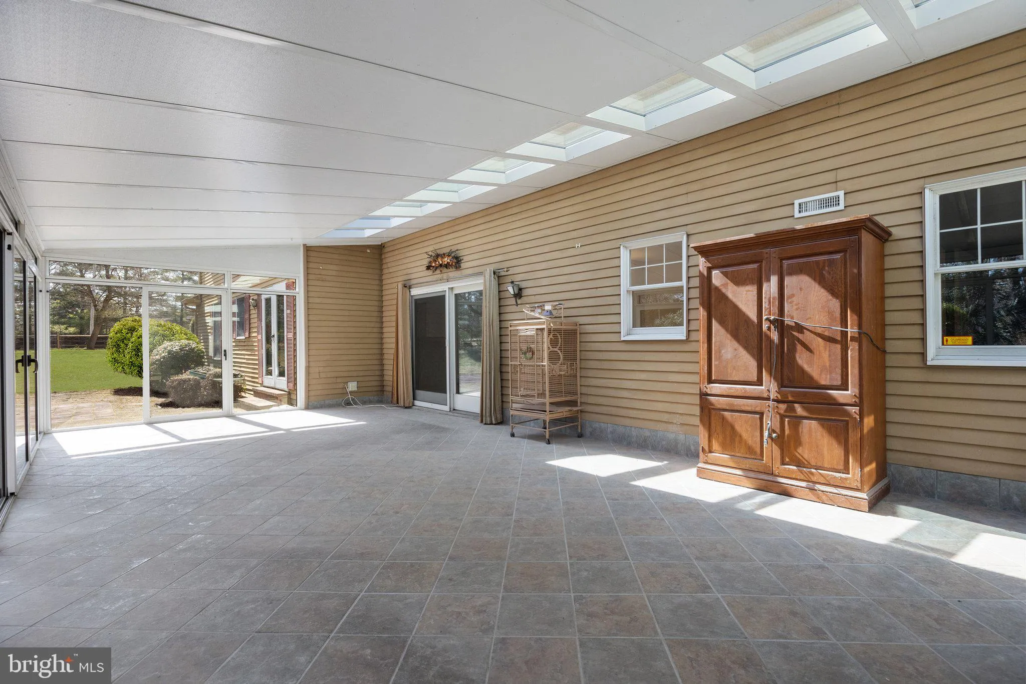 Yardley, Pennsylvania 19067, United States, 5 Bedrooms Bedrooms, ,3 BathroomsBathrooms,Residential,Contingent,86677