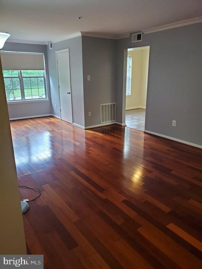 LONGMEAD CROSSING - Residential Lease