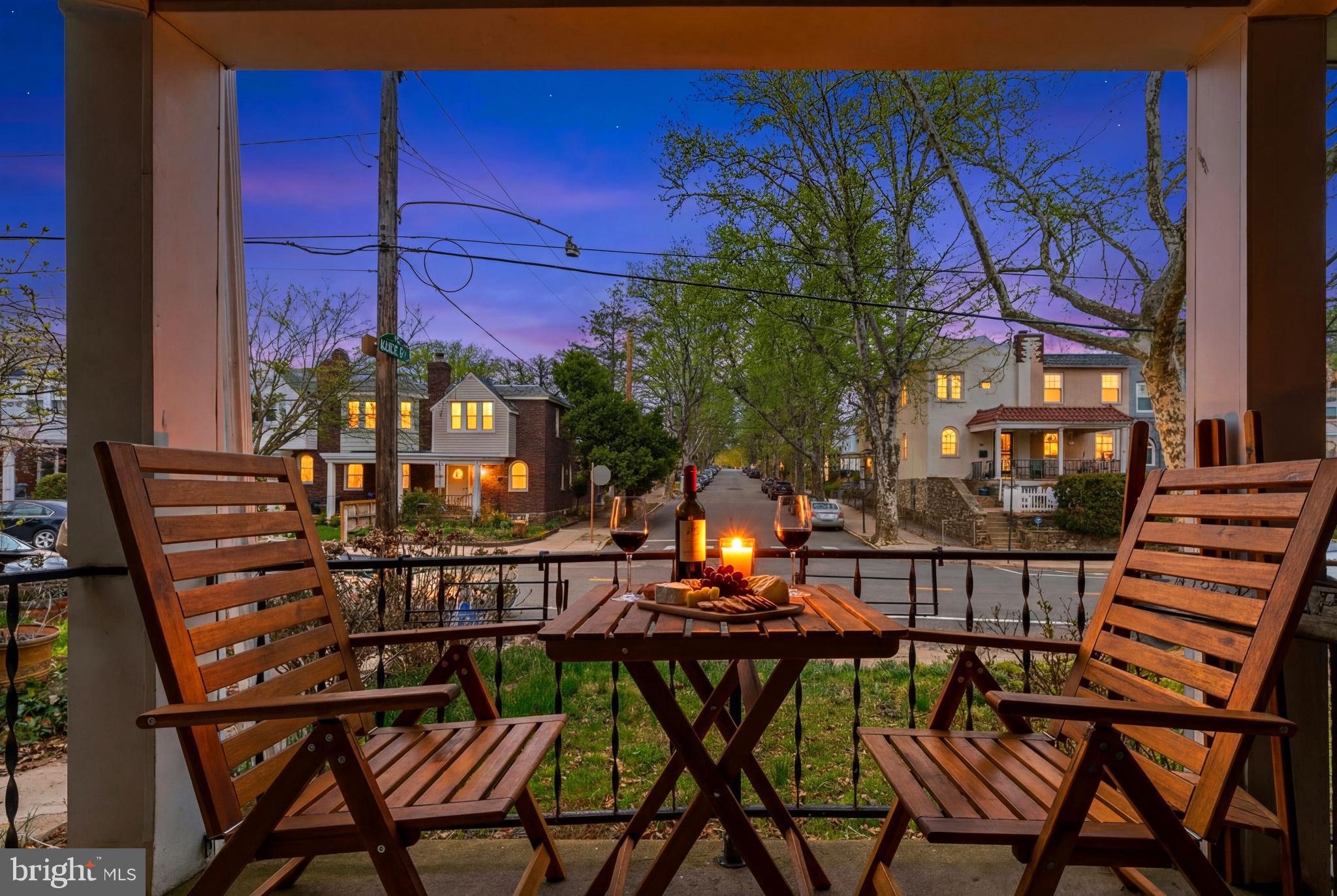 EAST FALLS - Residential