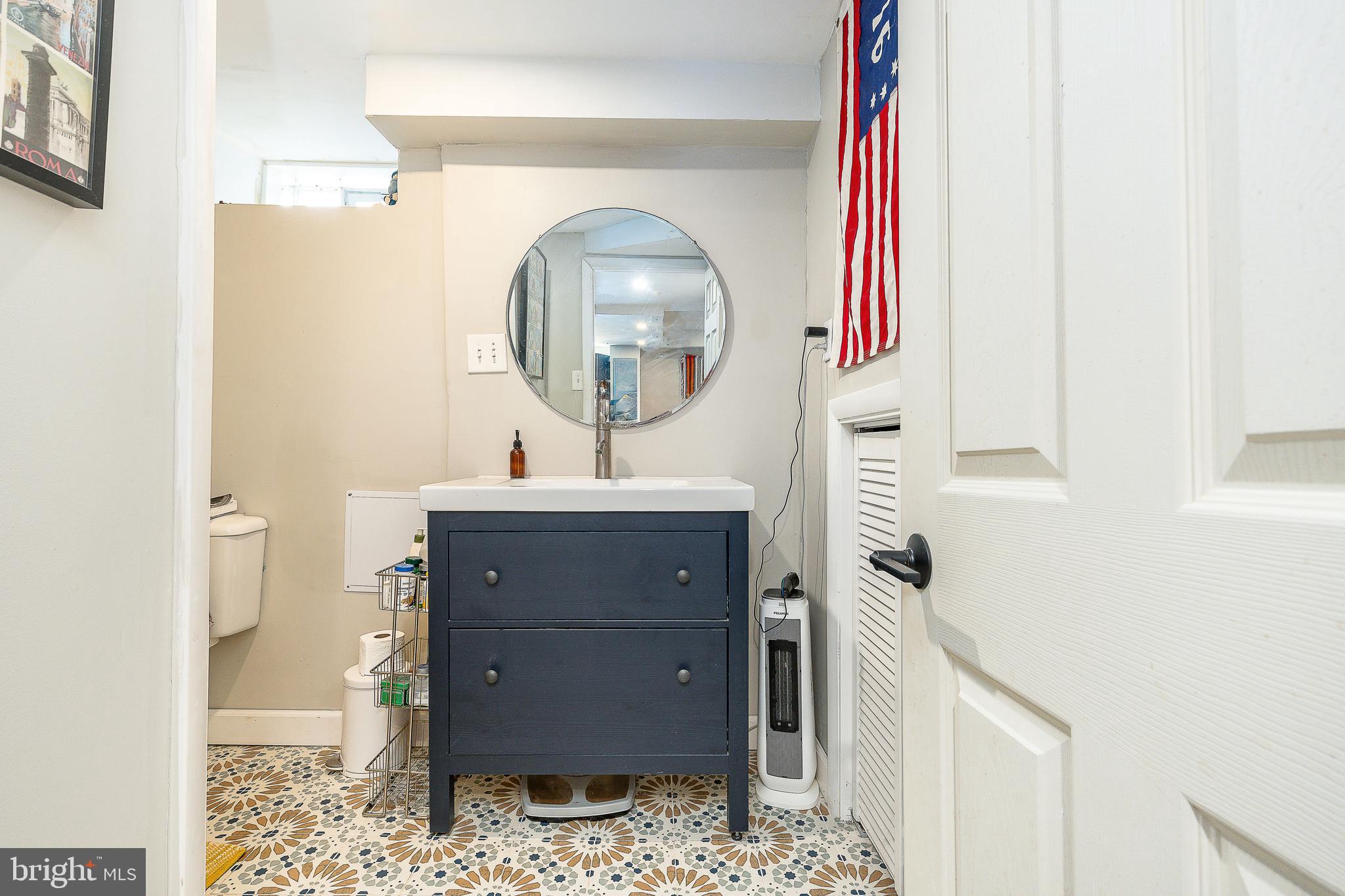 EAST FALLS - Residential