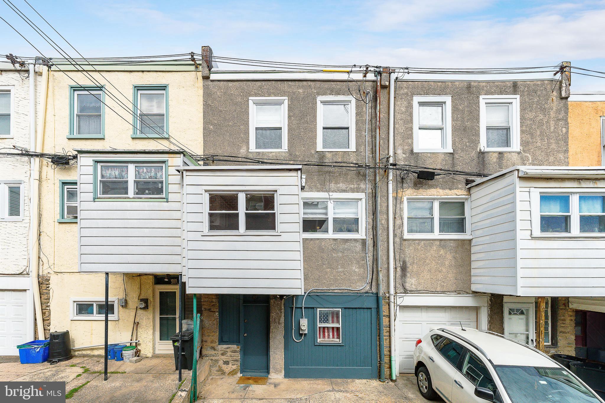 EAST FALLS - Residential