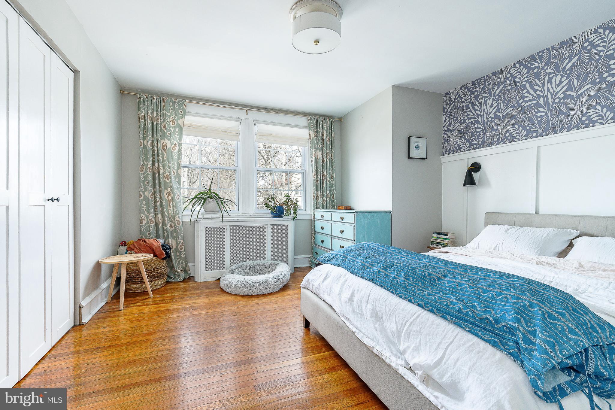 EAST FALLS - Residential