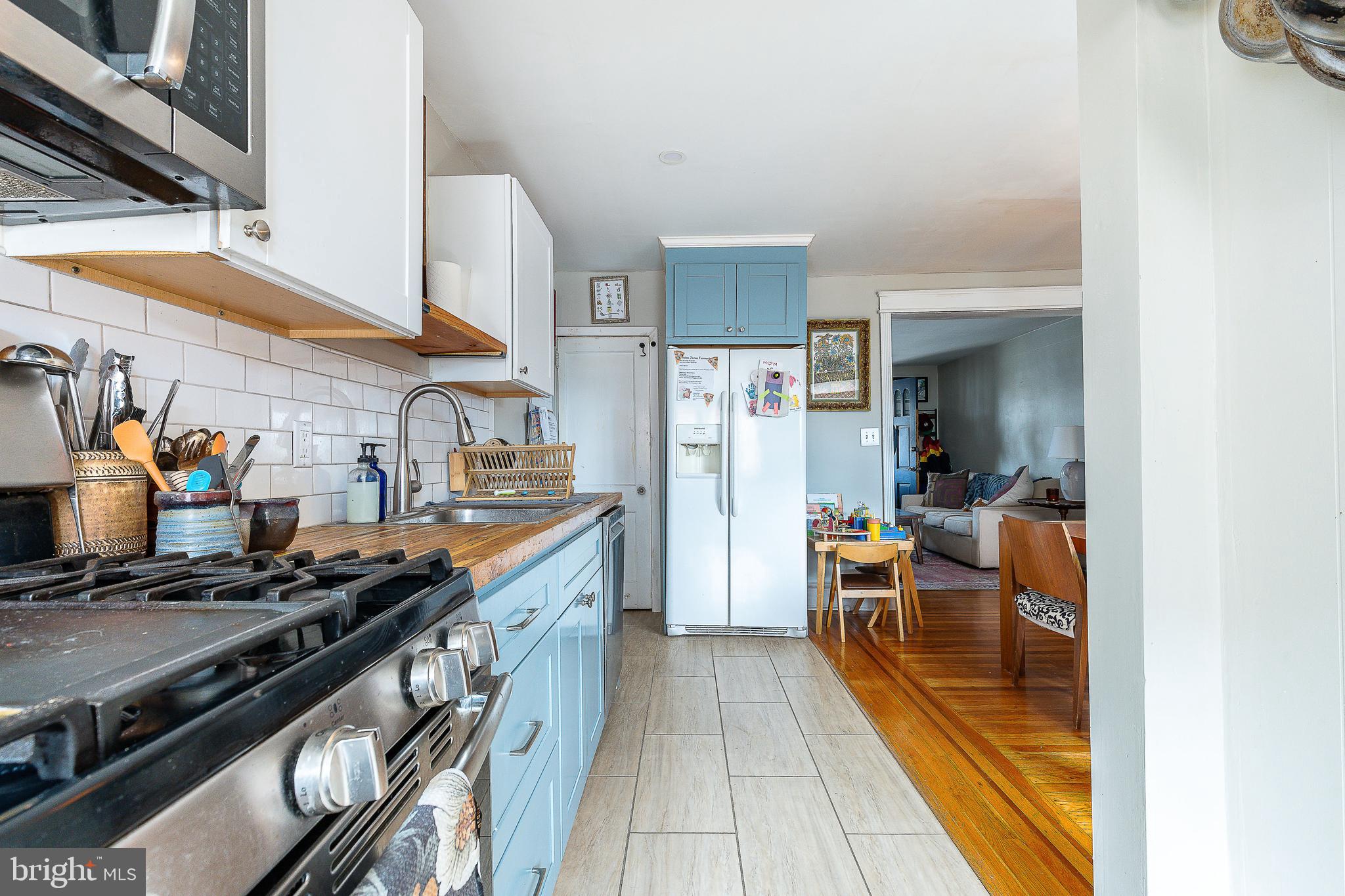 EAST FALLS - Residential