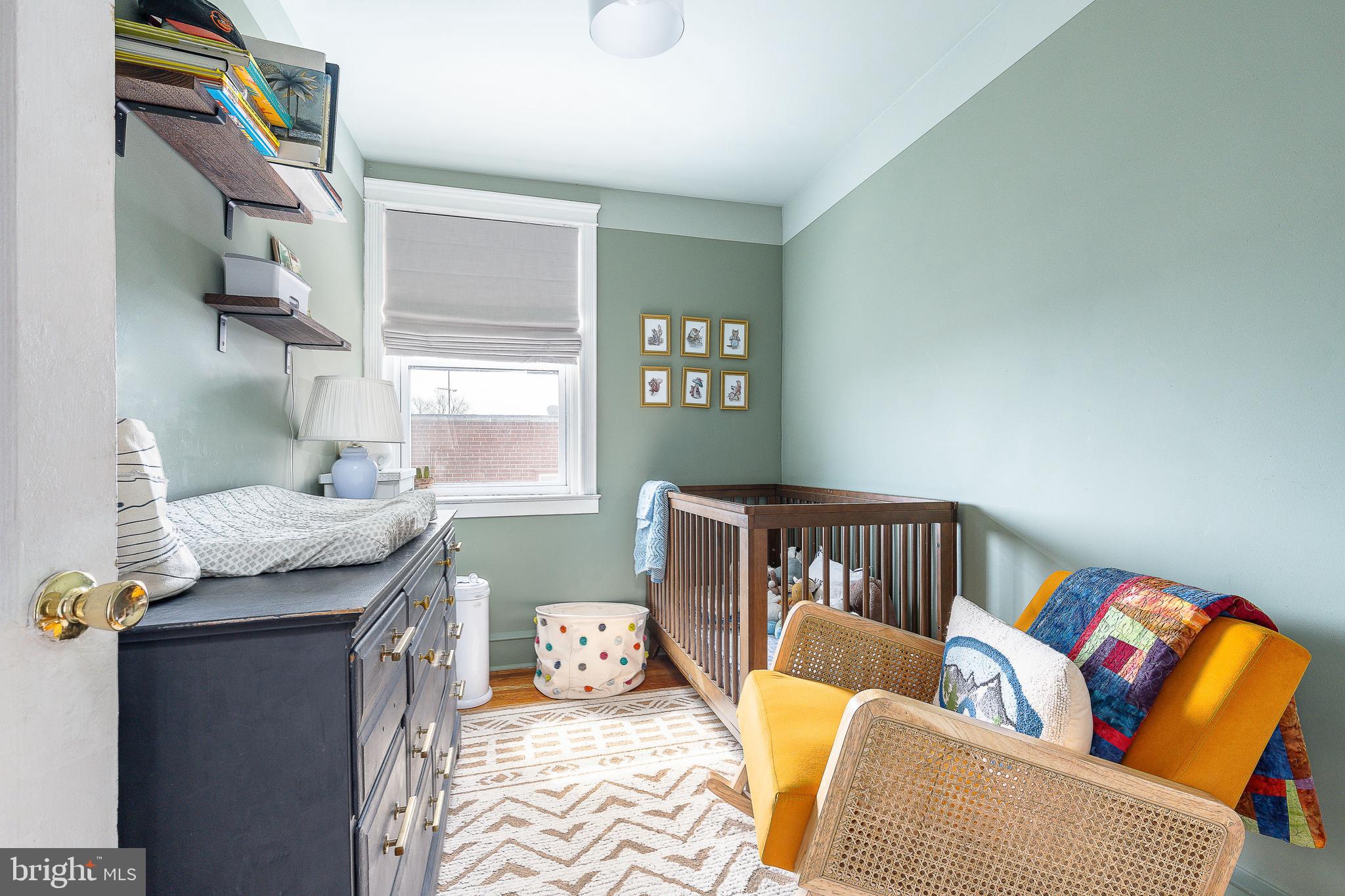 EAST FALLS - Residential