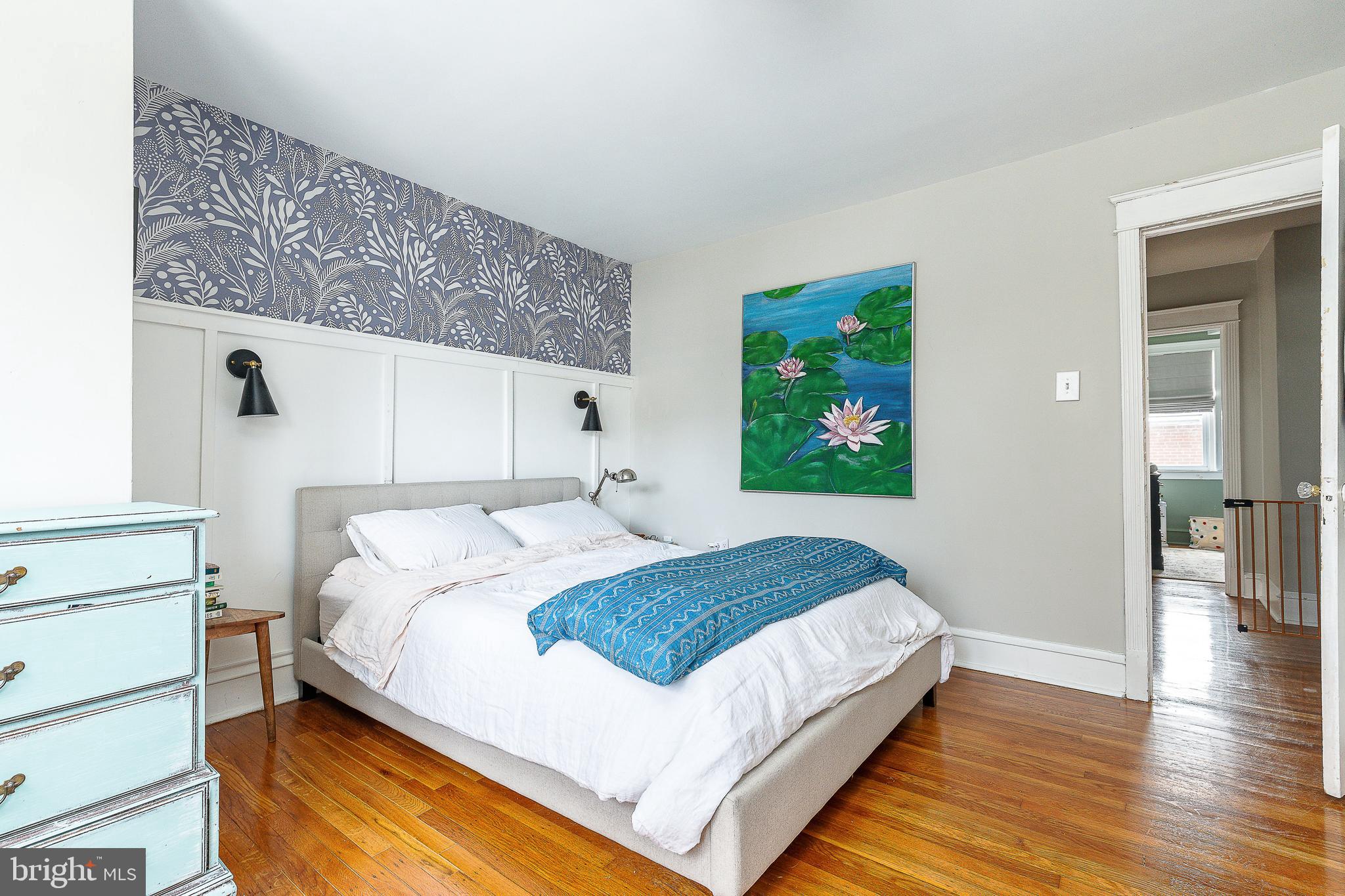 EAST FALLS - Residential