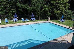 GYPSY LANE CONDOS - Residential