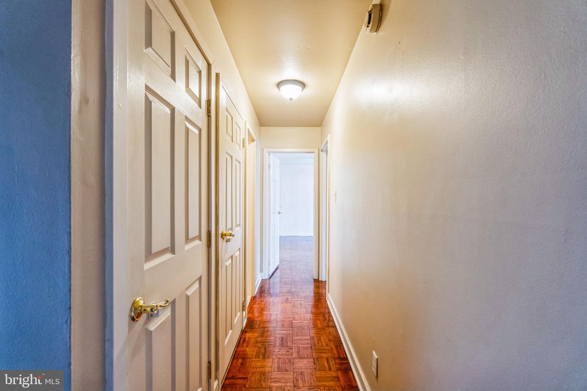 GYPSY LANE CONDOS - Residential