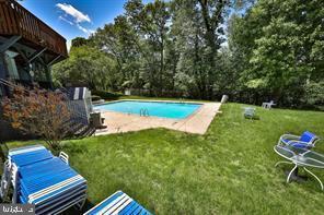 GYPSY LANE CONDOS - Residential