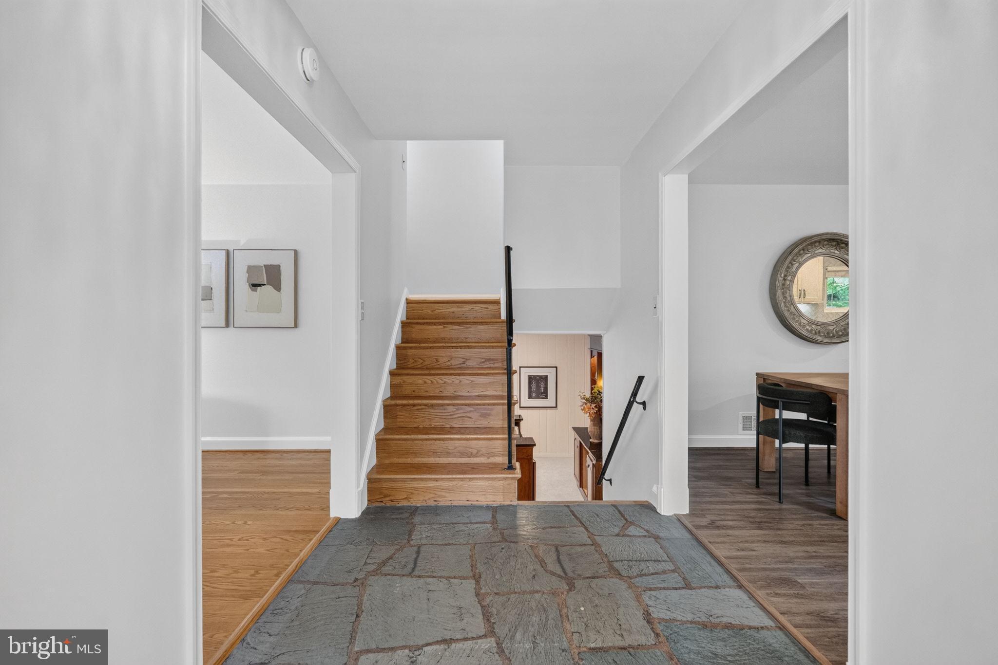 415 CROWN VIEW DRIVE