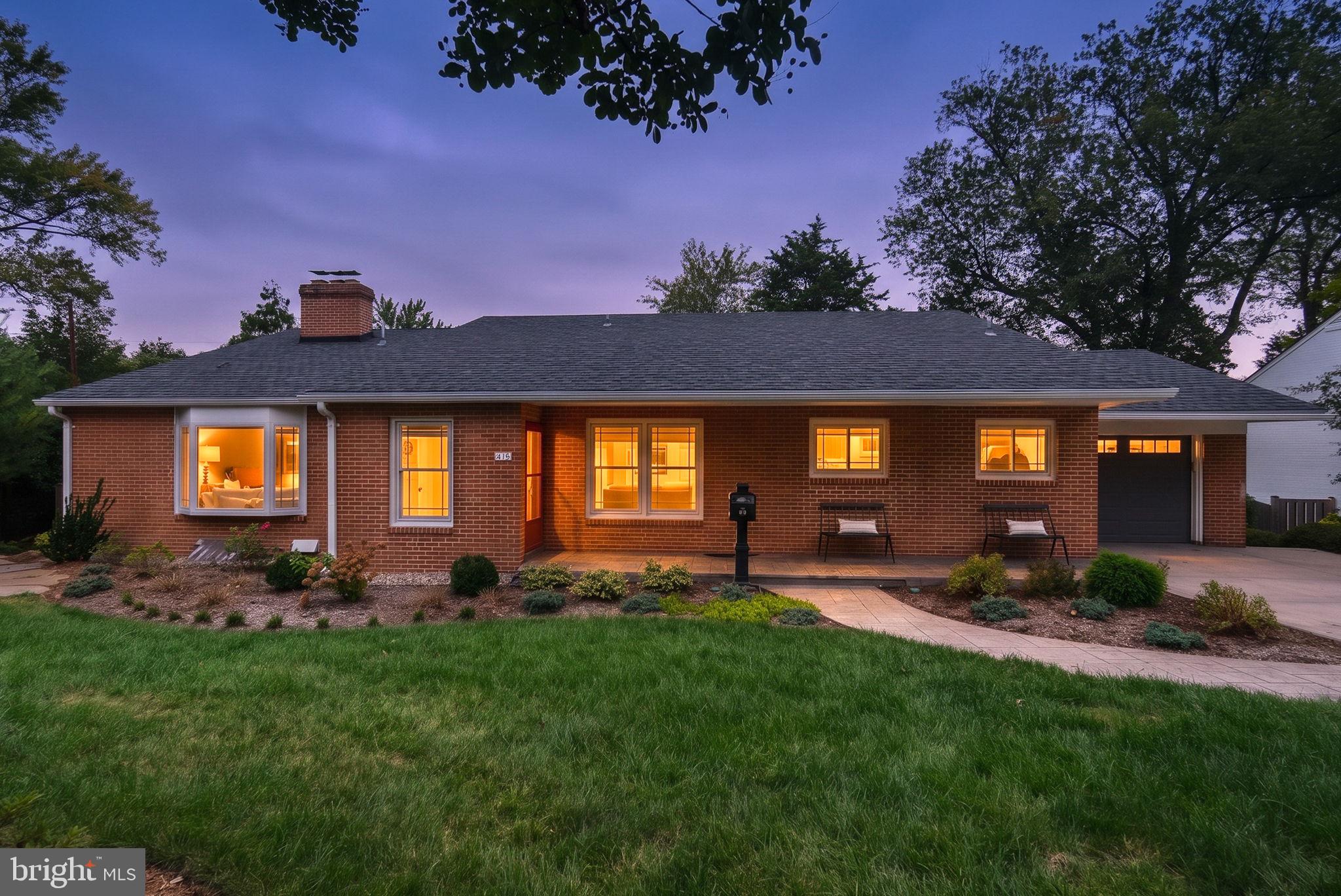 415 CROWN VIEW DRIVE