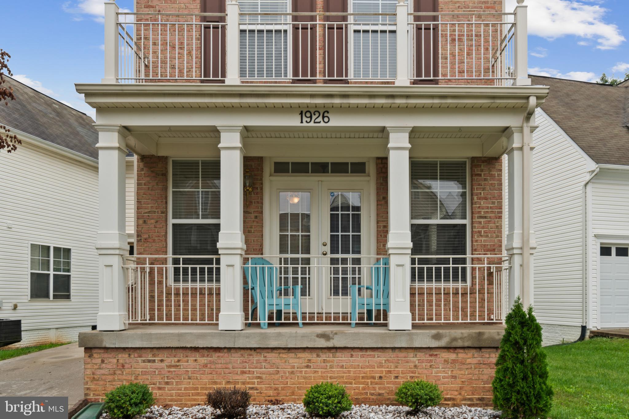 SEVEN OAKS - Residential