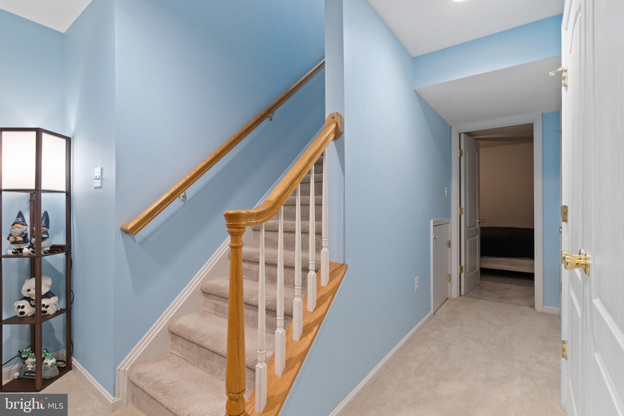 SEVEN OAKS - Residential