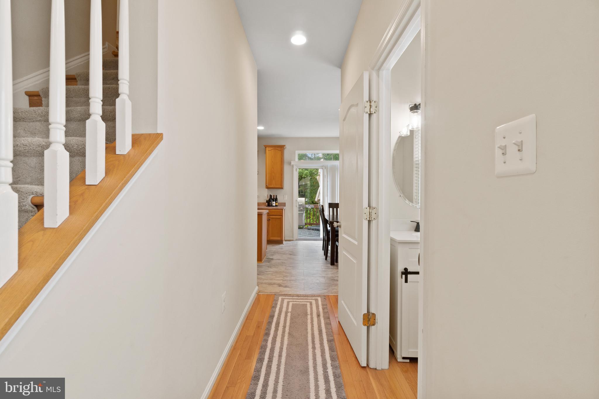 SEVEN OAKS - Residential