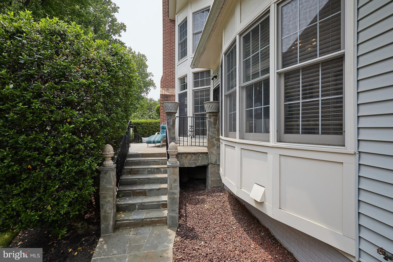 SHERBROOKE - Residential