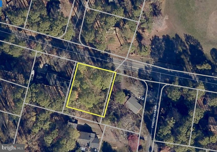 List price is opening bid. Bidding begins Thursday, June 11th, and ends Tuesday, June 16, 2026 at 11:00AM. Buyer's Premium is the Greater of 10% of the hammer price or $3,500. Unimproved Lot in the Chesapeake Ranch Estates, in Lusby, Calvert County. Chesapeake Ranch Estates is a private community situated on the Western shore of the Chesapeake Bay in Calvert County, MD. According to Google Maps, the property consists of approximately 0.308± acres. The Lusby Town Center is nearby and offers many shops and restaurants. Giant food and other National consumer shopping is also available.    HOA: Property is located within the Chesapeake Ranch Estates Property Owners Association (HOA). Amenities in the community include the Chesapeake Ranch Airport-MD50, campgrounds, a clubhouse, Driftwood Beach, Gardens, Horseshoe pits, Lake Lariat, Seahorse Beach and Trails. (Per the Chesapeake Ranch Estate website) Important Note: Location shown in aerial images is approximate. Please refer to the plat available in the documents section for accurate parcel boundaries. The information contained herein was obtained from sources deemed to be reliable, but is offered for informational purposes only. Neither the auctioneer, or the owner make any representations or warranties with respect to the accuracy of information. Buyer's premium is the greater of $3,500 or 10% of the hammer price.  Buyers are encouraged to conduct their own due diligence to determine the best use for the property.