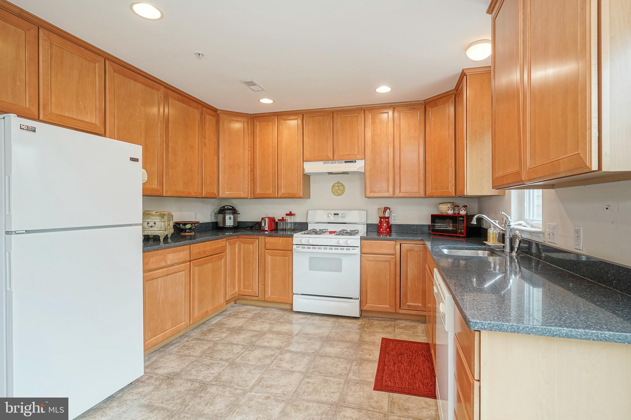 604 CINNAMINSON STREET