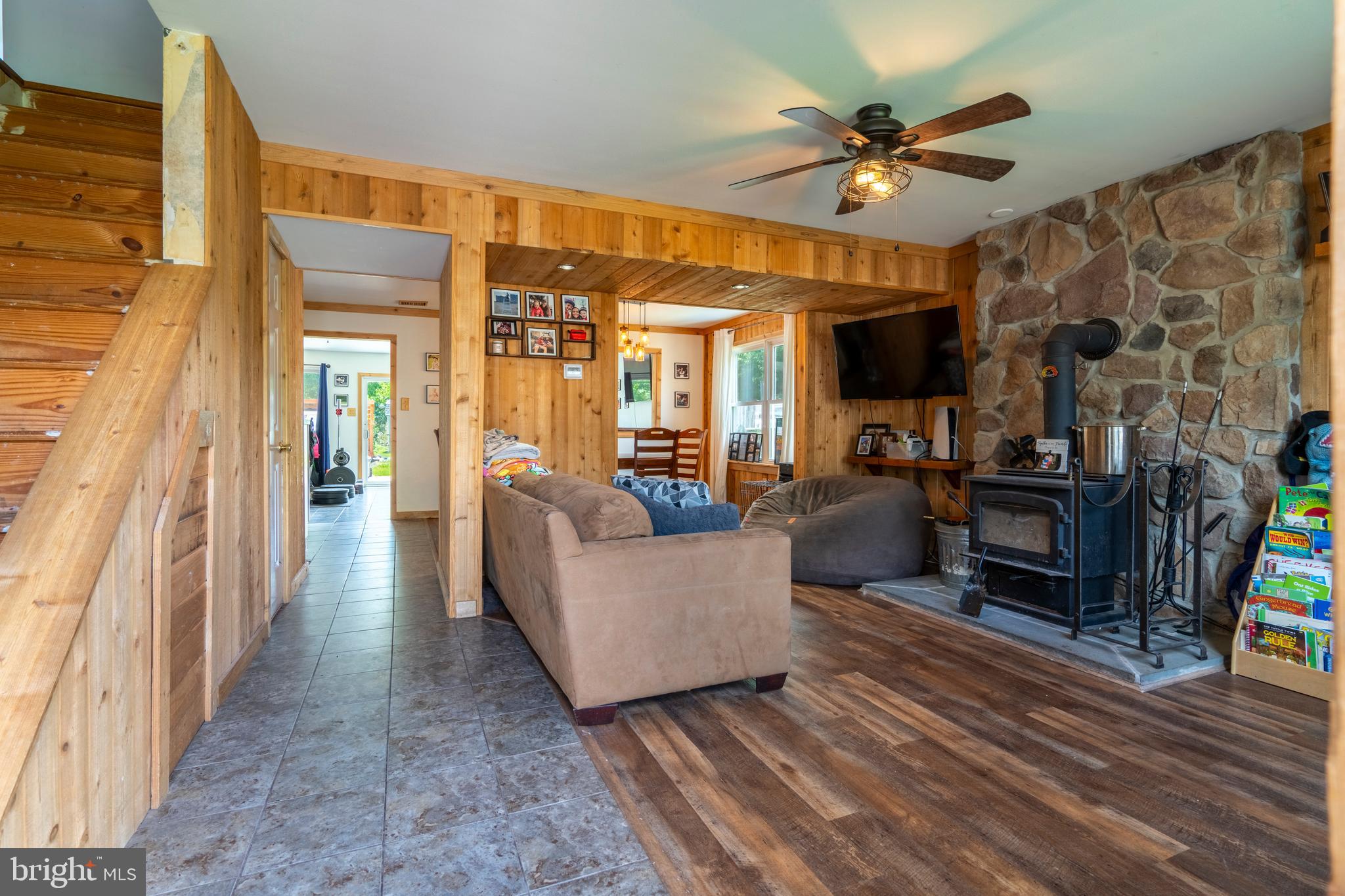 113 REDWOOD DRIVE