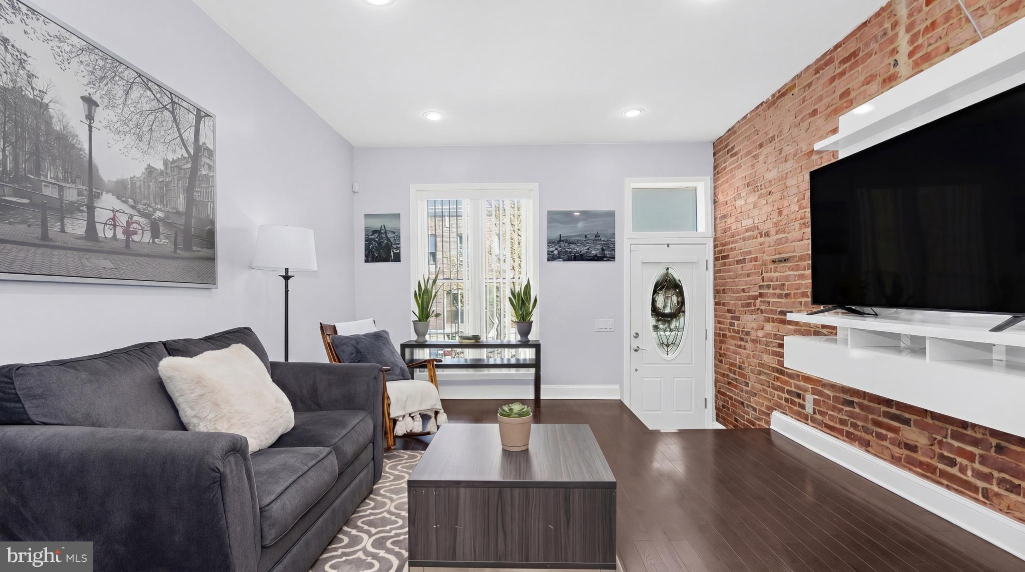 MCELDERRY PARK - Residential