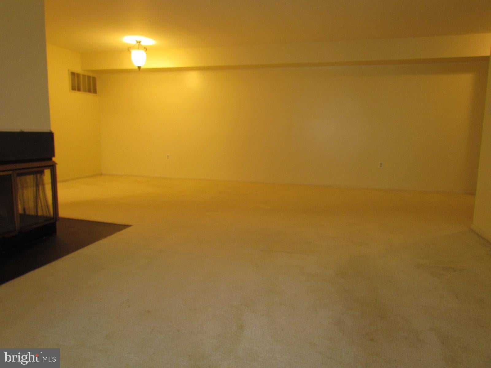 110 BISCAYNE COURT 7