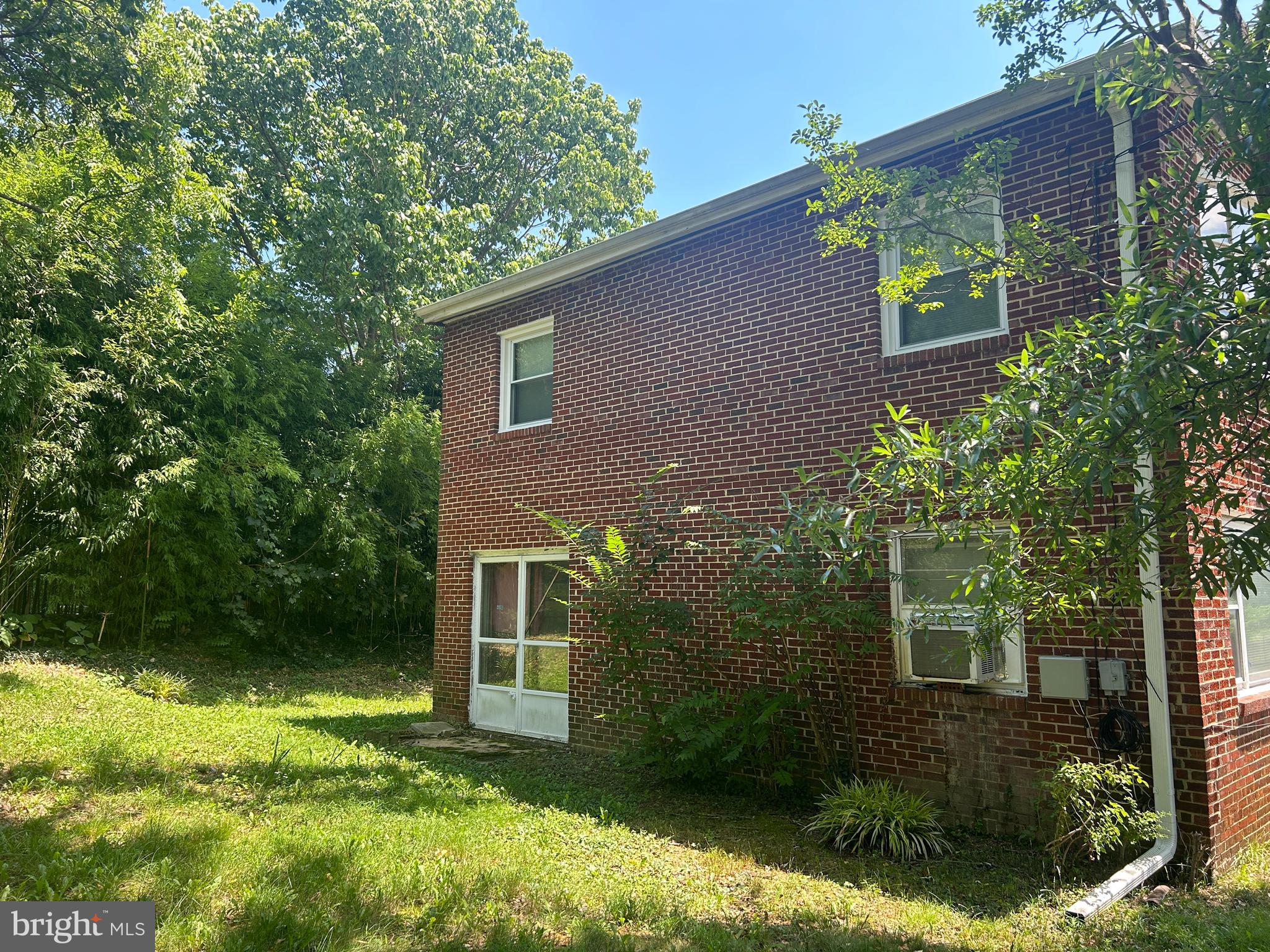 HIGHVIEW PARK - Residential