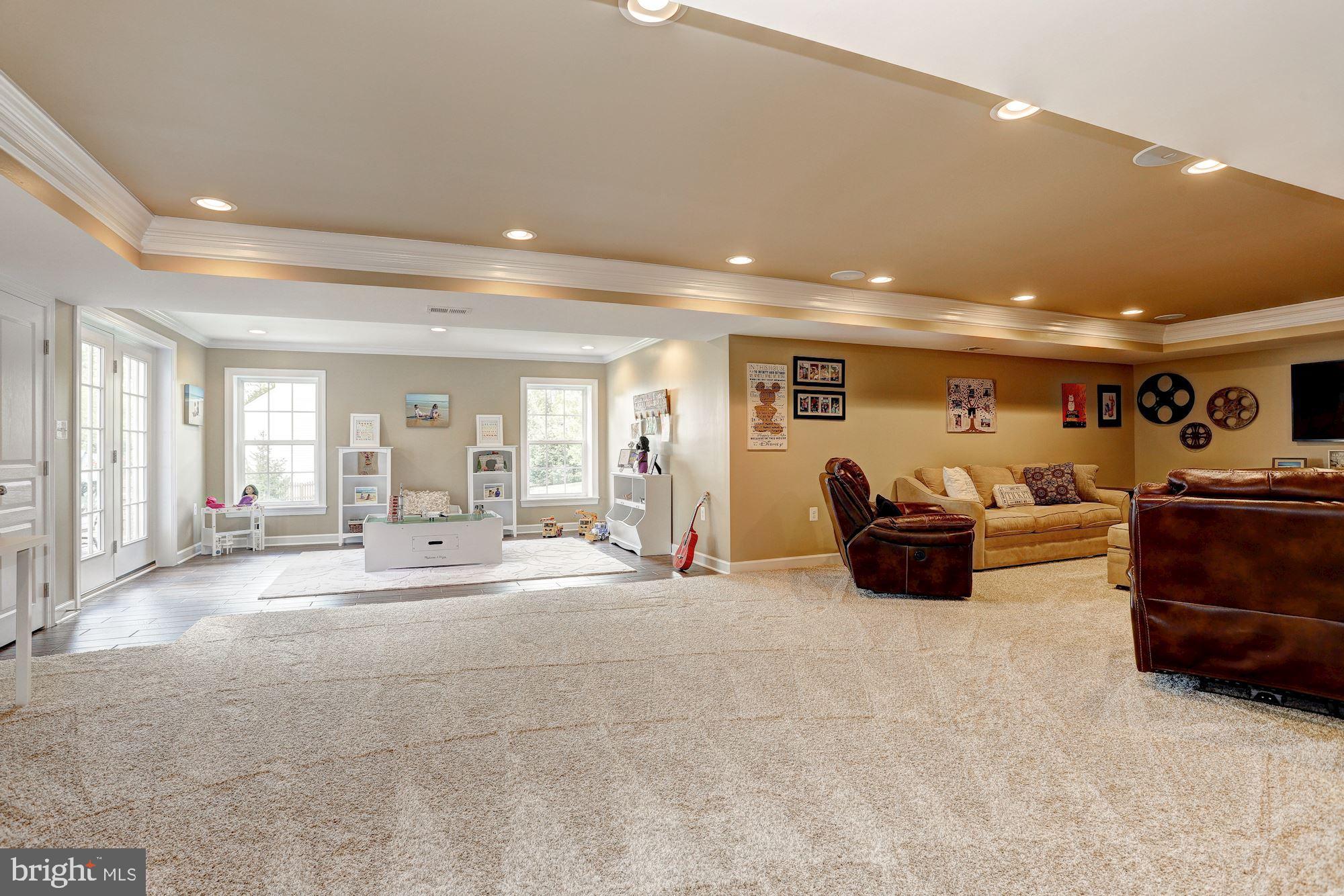 AMBER MEADOWS - Residential