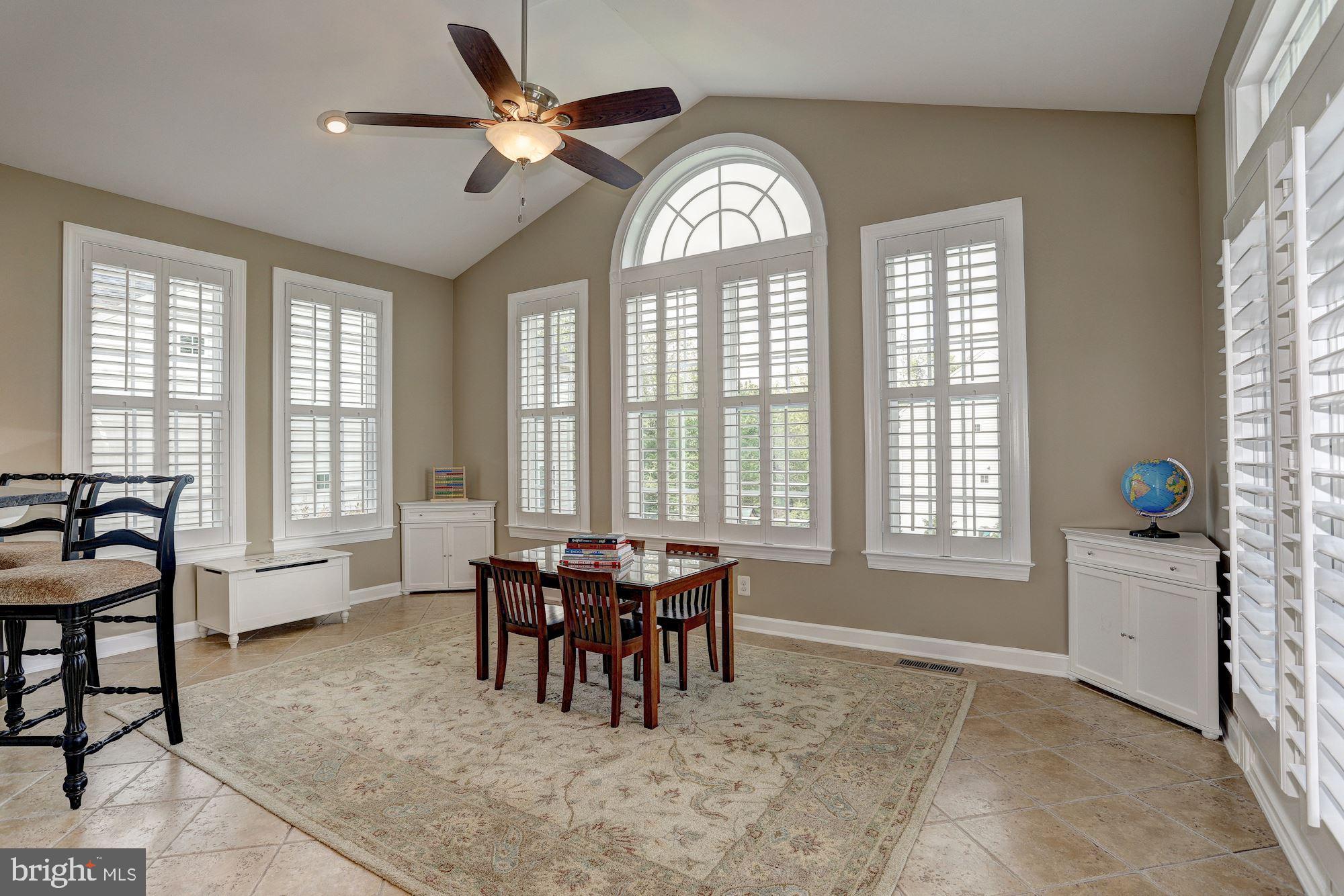 AMBER MEADOWS - Residential