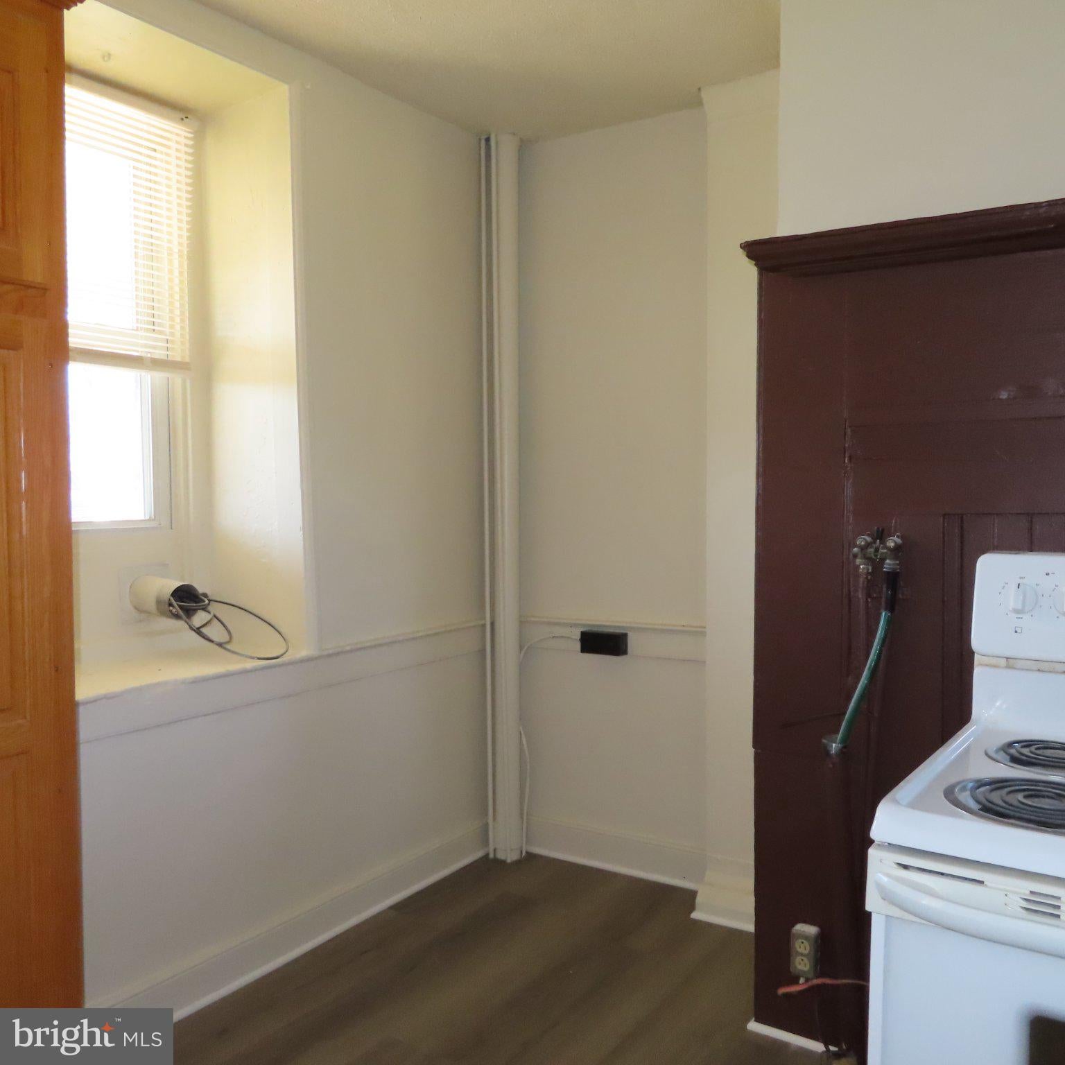 11677 LINCOLN WAY W
