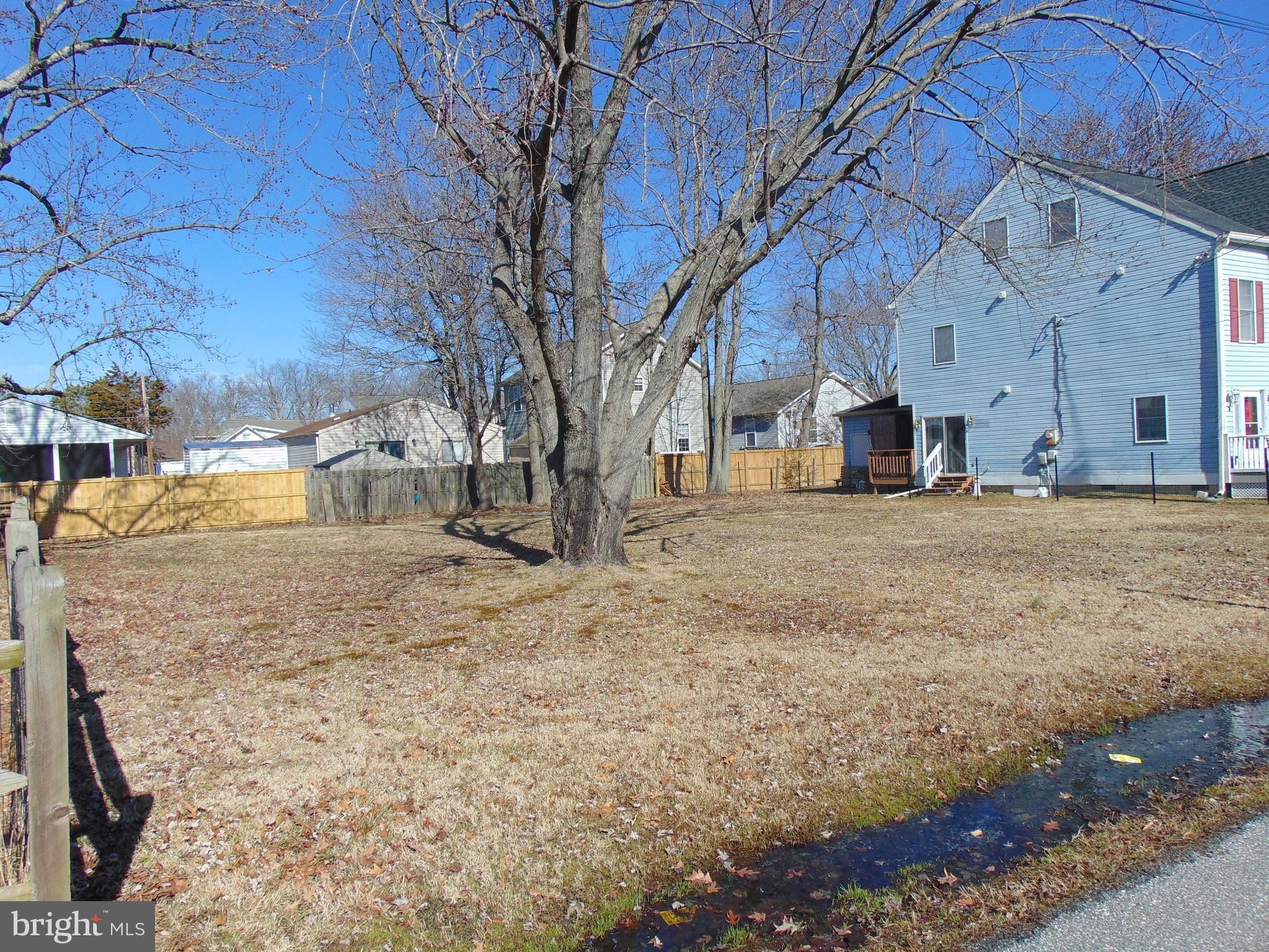 CEDARHURST ON THE BAY - Land