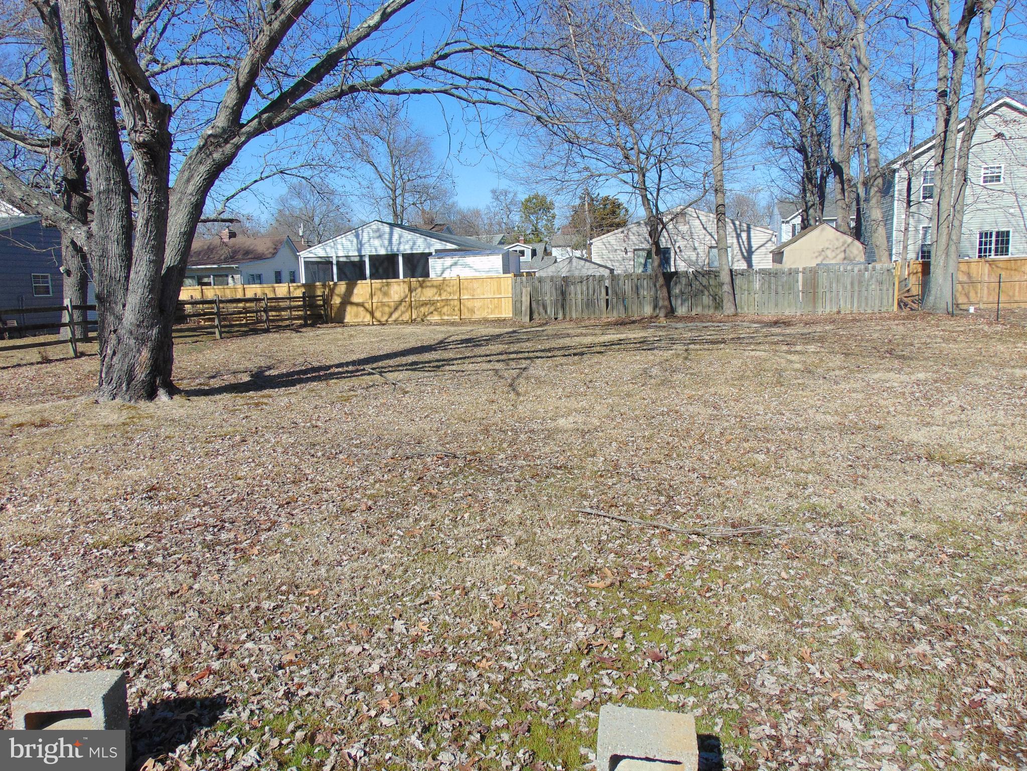 CEDARHURST ON THE BAY - Land