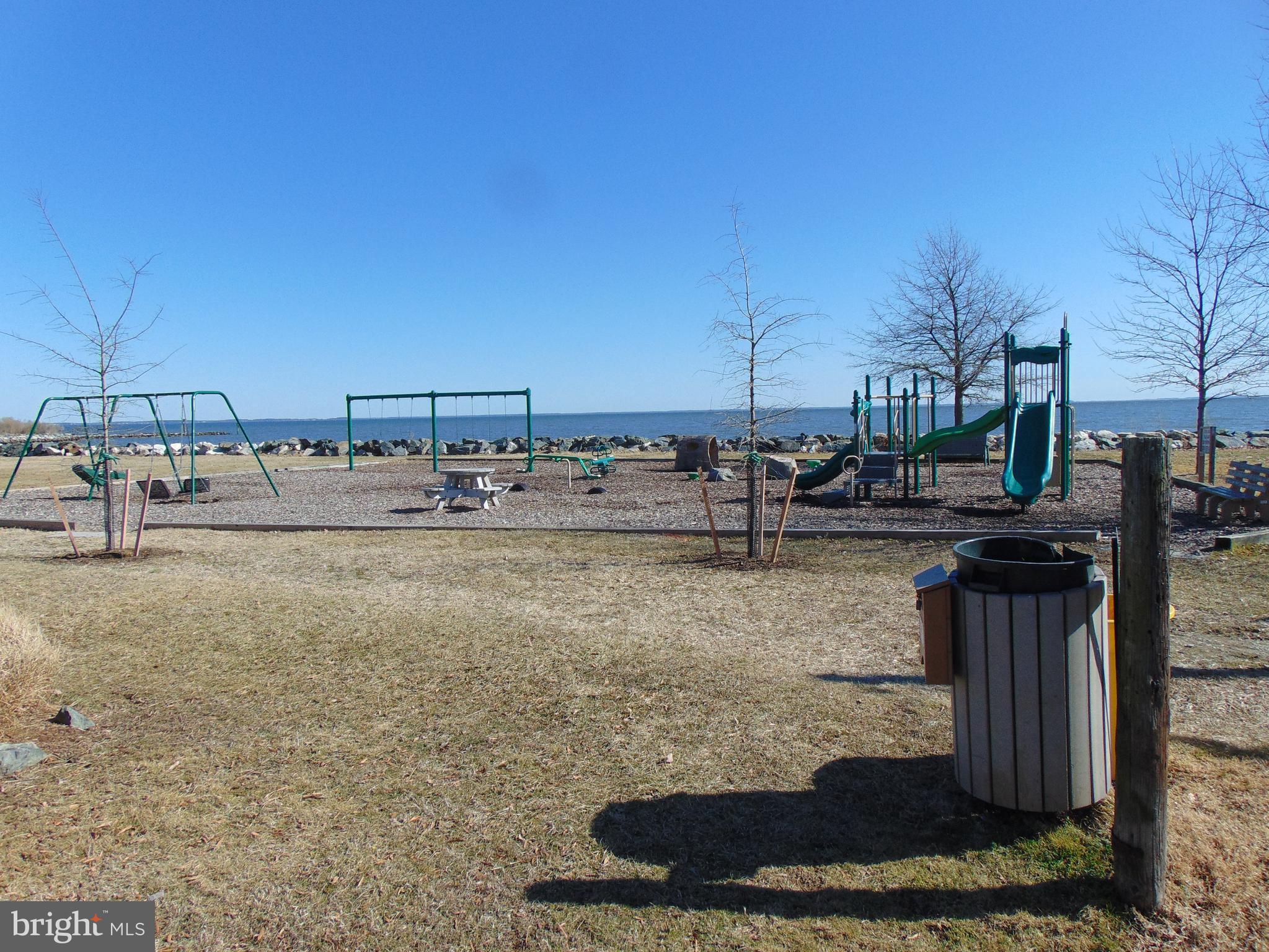 CEDARHURST ON THE BAY - Land