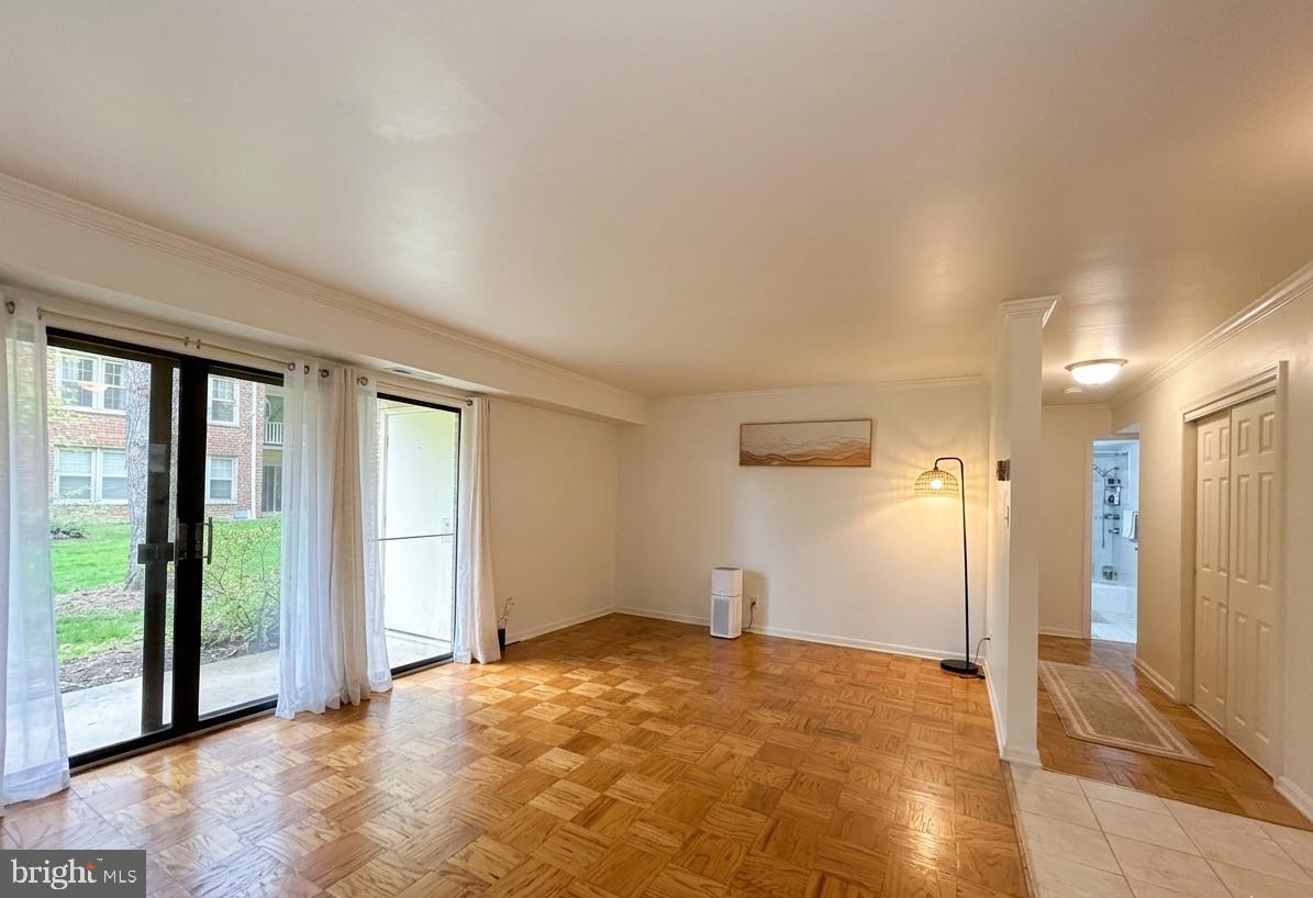 6008 WESTCHESTER PARK DRIVE T2